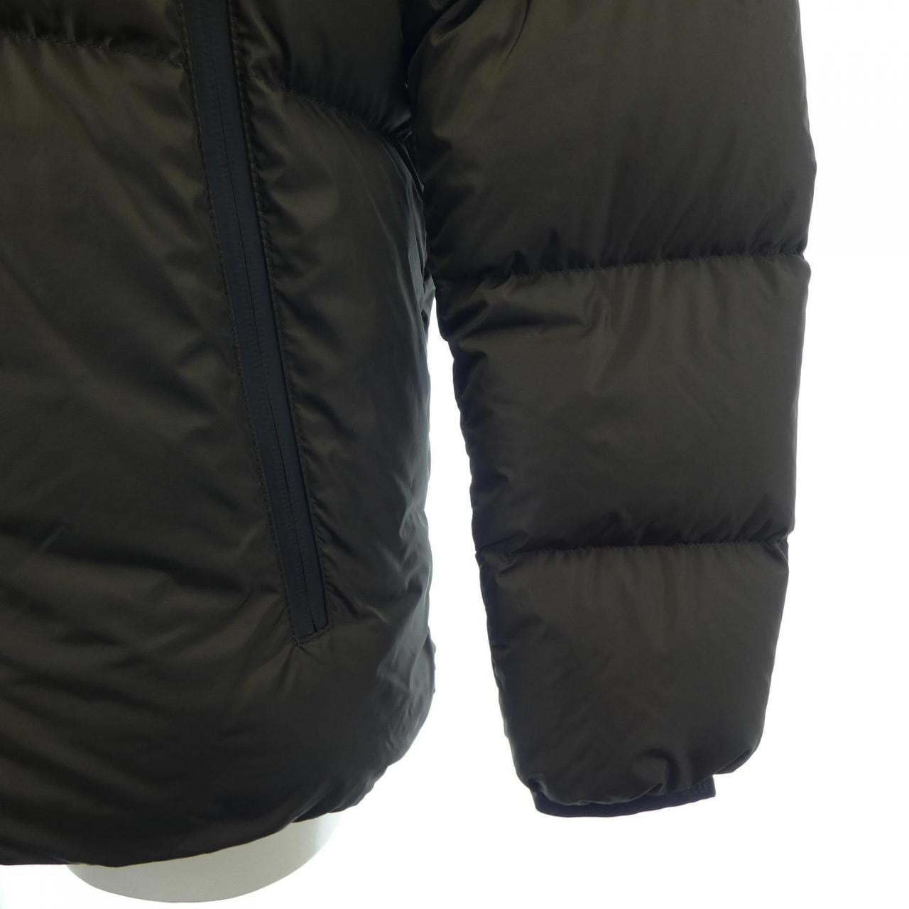 モンクレール MONCLER MONTCLA ダウンジャケット