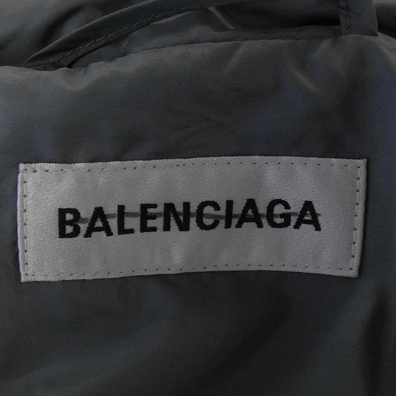 バレンシアガ BALENCIAGA 518184 TXD14 コート