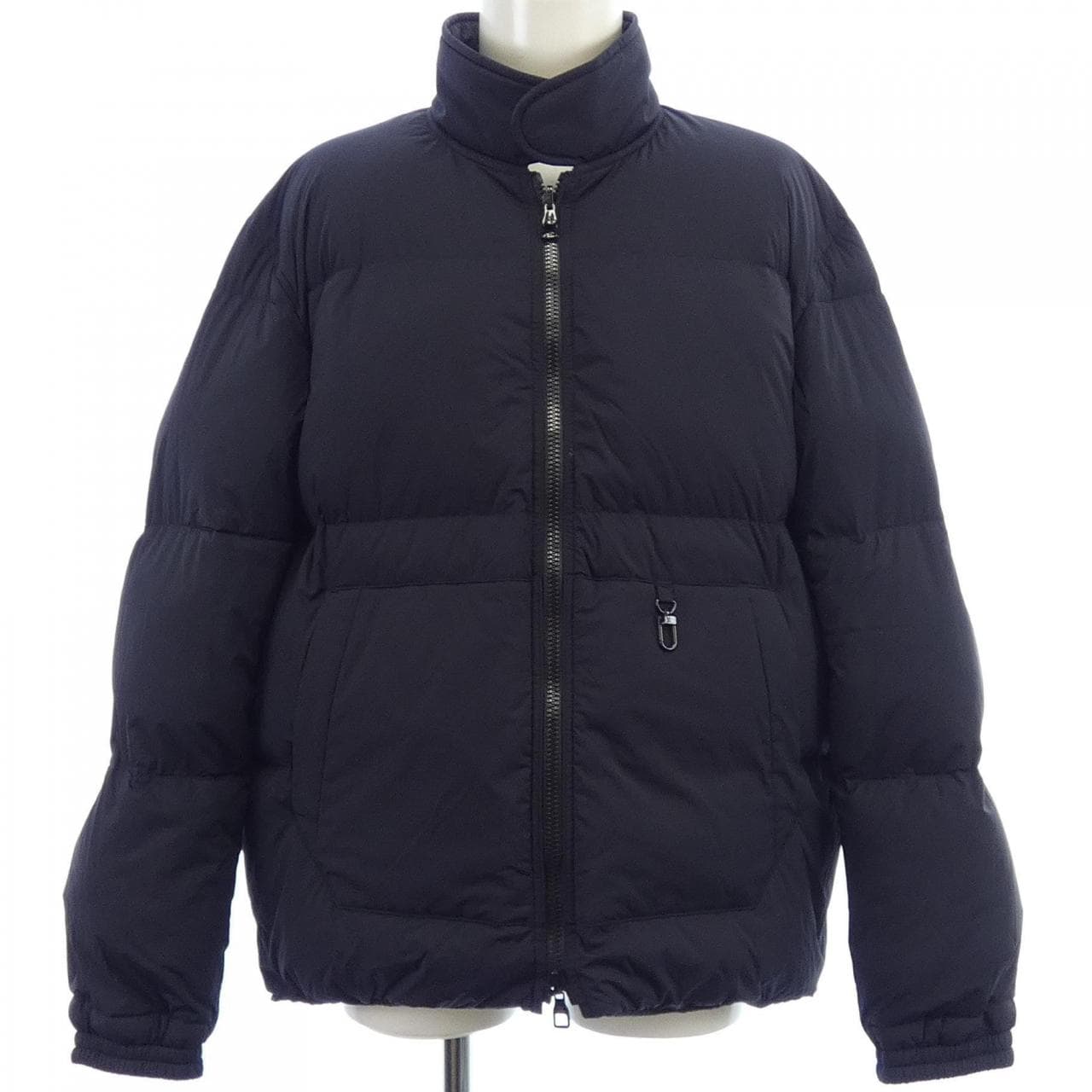 ルイヴィトン LOUIS VUITTON リバーシブルモノグラム HKB45EZCN ダウンジャケット