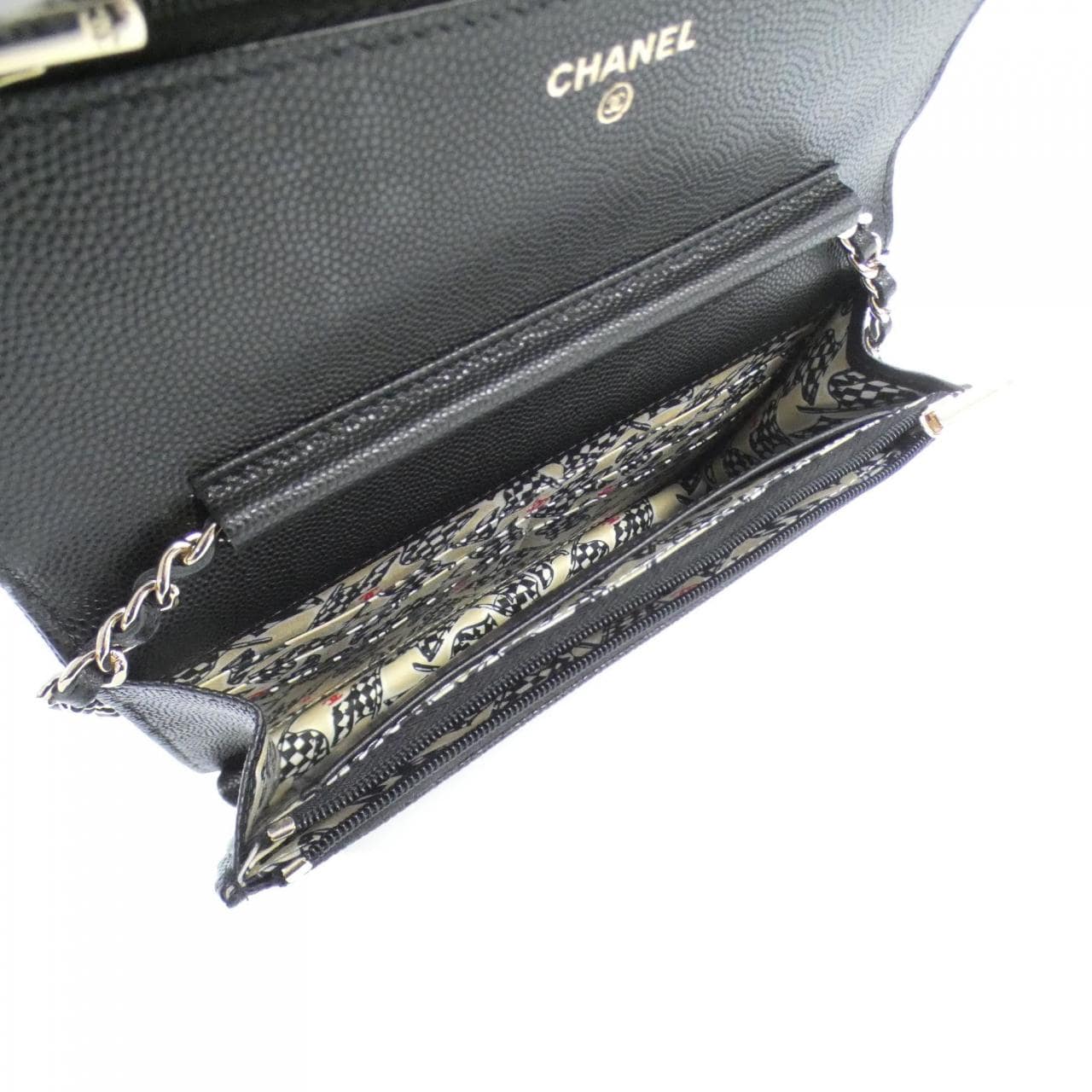 CHANEL AP3127 Chain Wallet