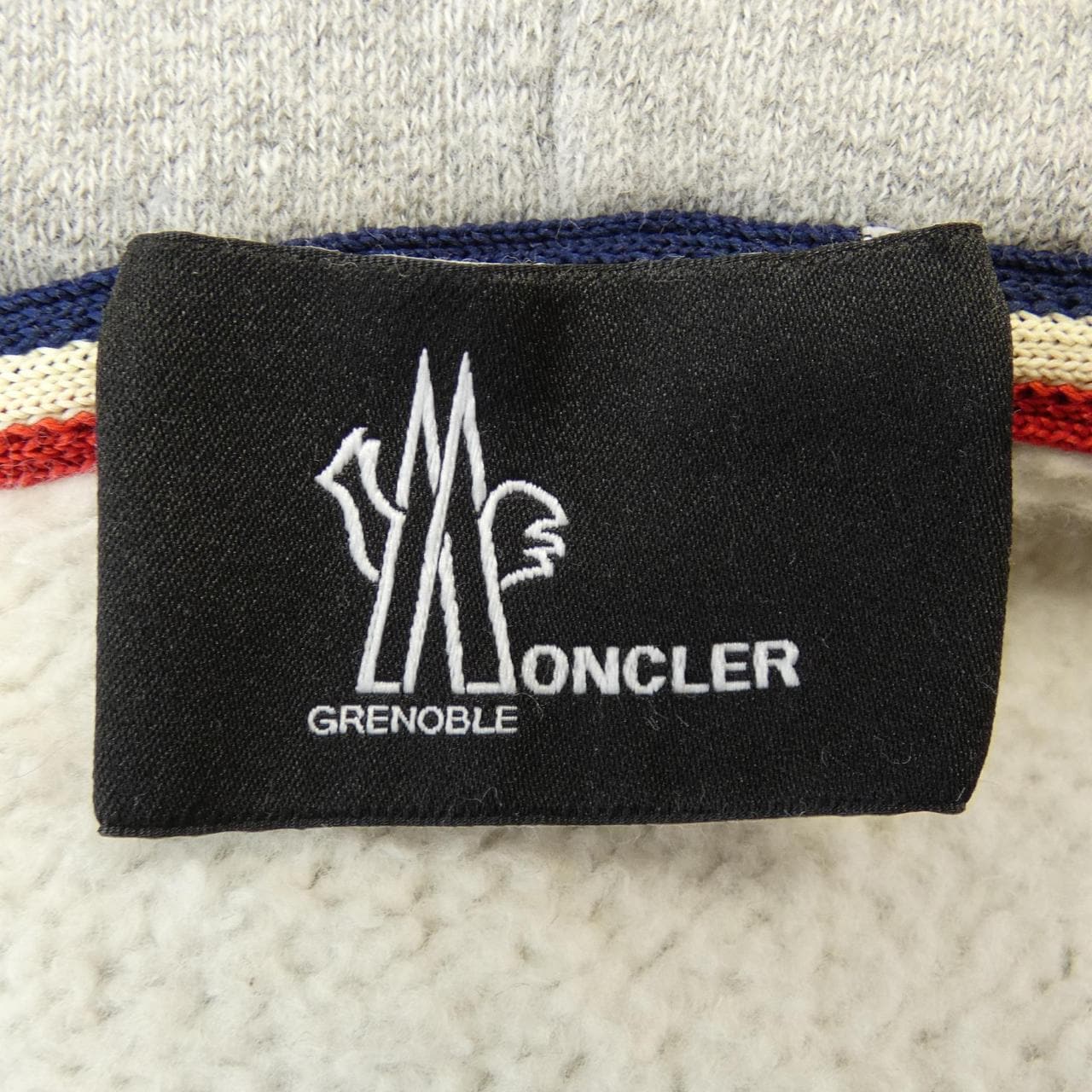 モンクレールグルノーブル MONCLER GRENOBLE H20988G00011 899RH パーカー