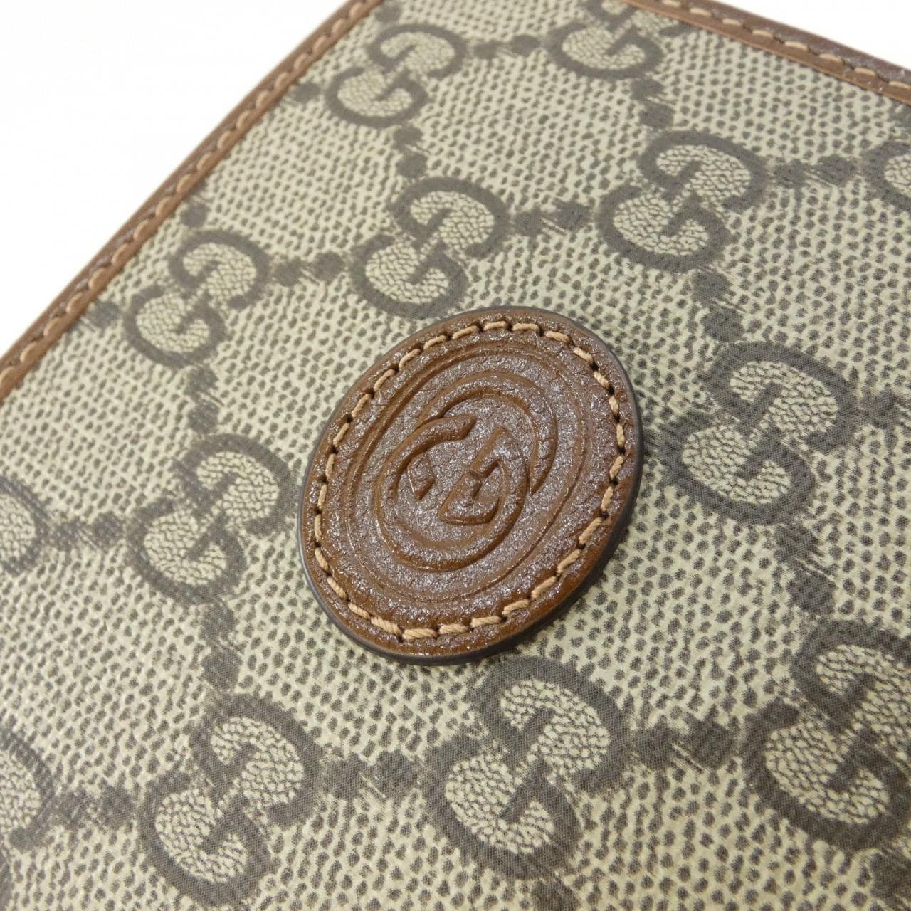 グッチ GG RETRO 671652 92TCG 札入れ