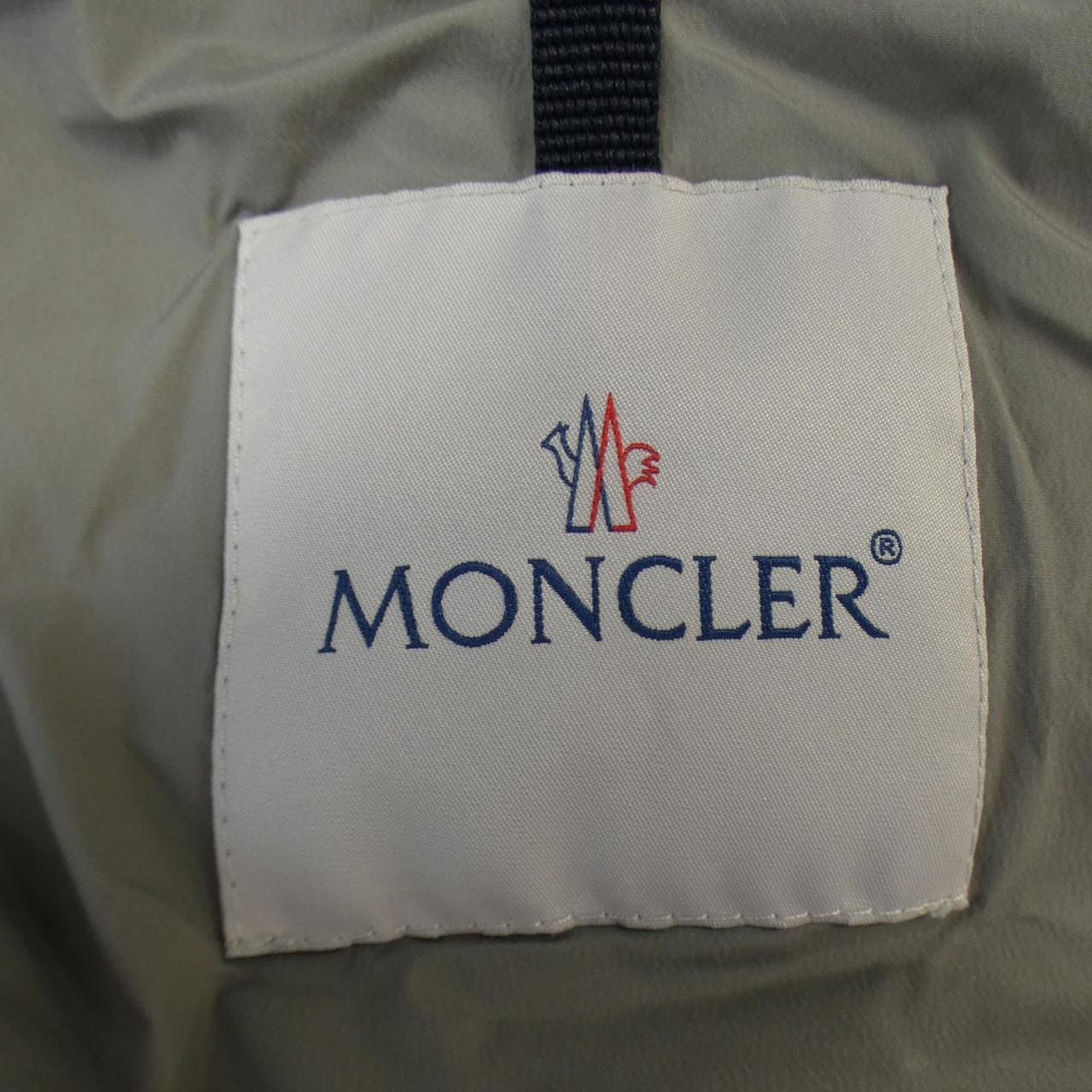 MONCLER蒙克勒羽绒服