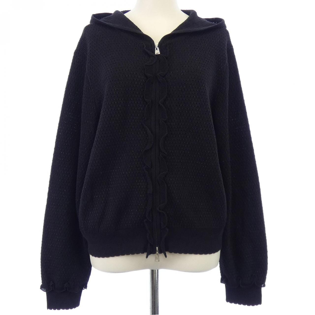 トゥービーシック TO BE CHIC パーカー