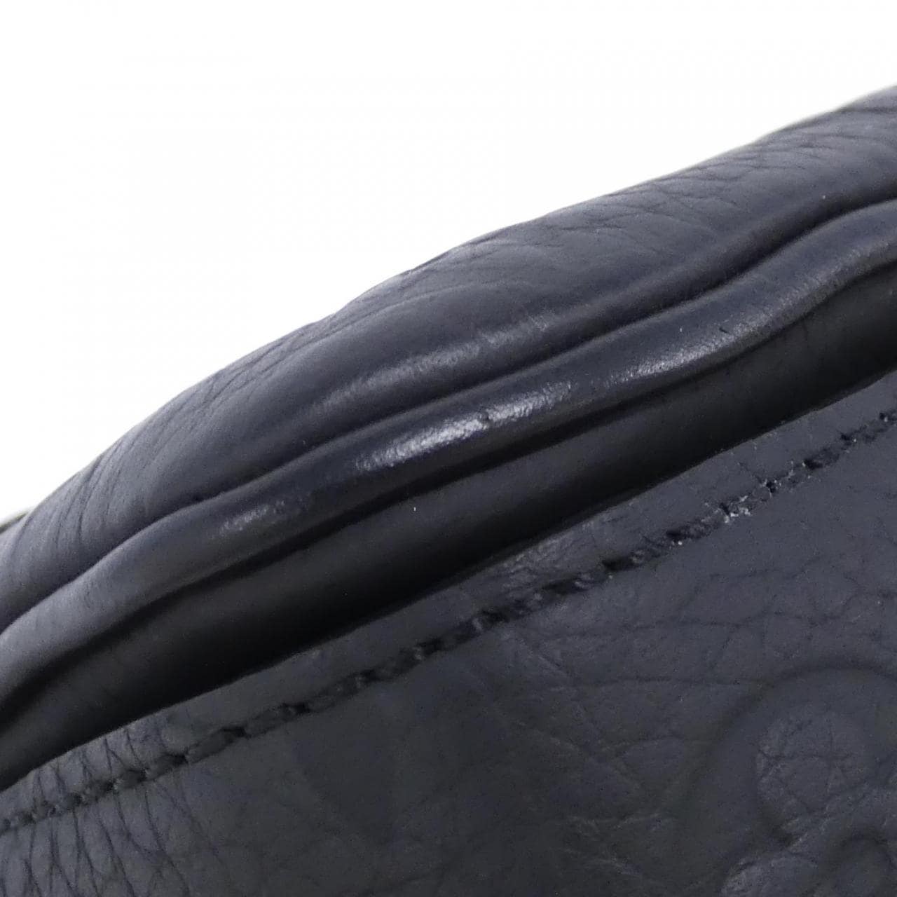 LOUIS VUITTON Vuitton Taurillon Monogram S Rock Vertical Wearable Wallet M81524 Shoulder Bag