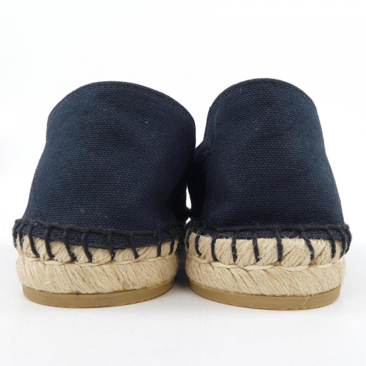 ヴァレンティノガラヴァーニ VALENTINO GARAVANI フラットシューズ