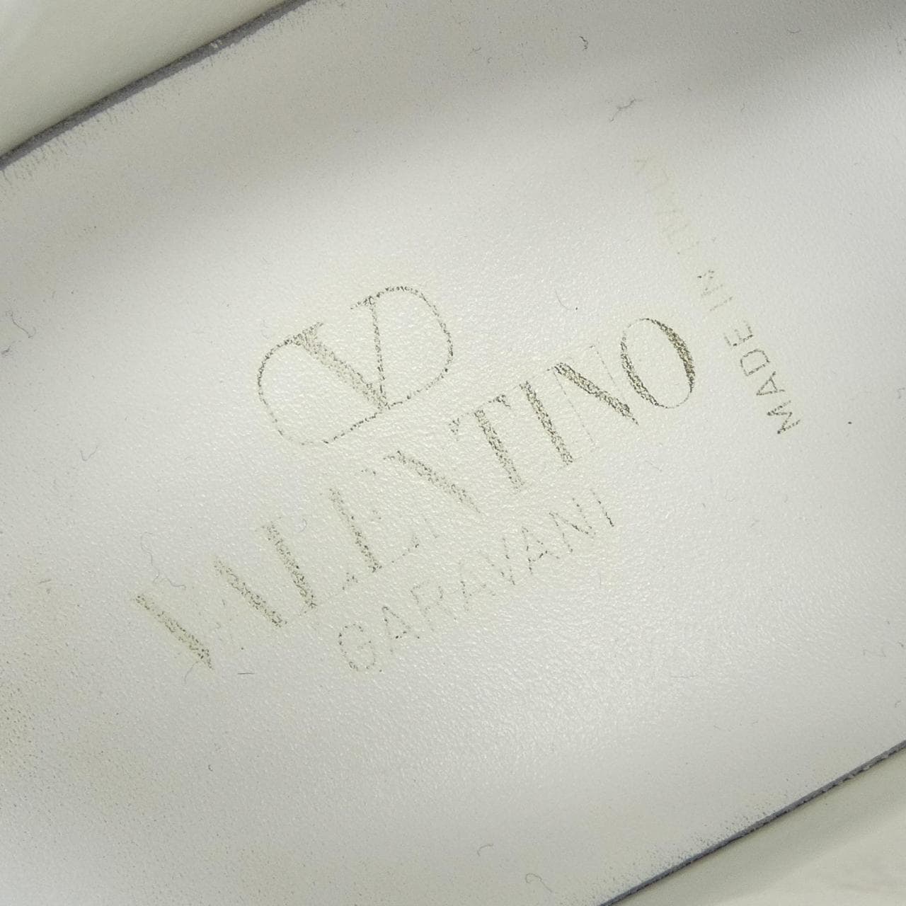 ヴァレンティノガラヴァーニ VALENTINO GARAVANI SZG37Y2 スニーカー