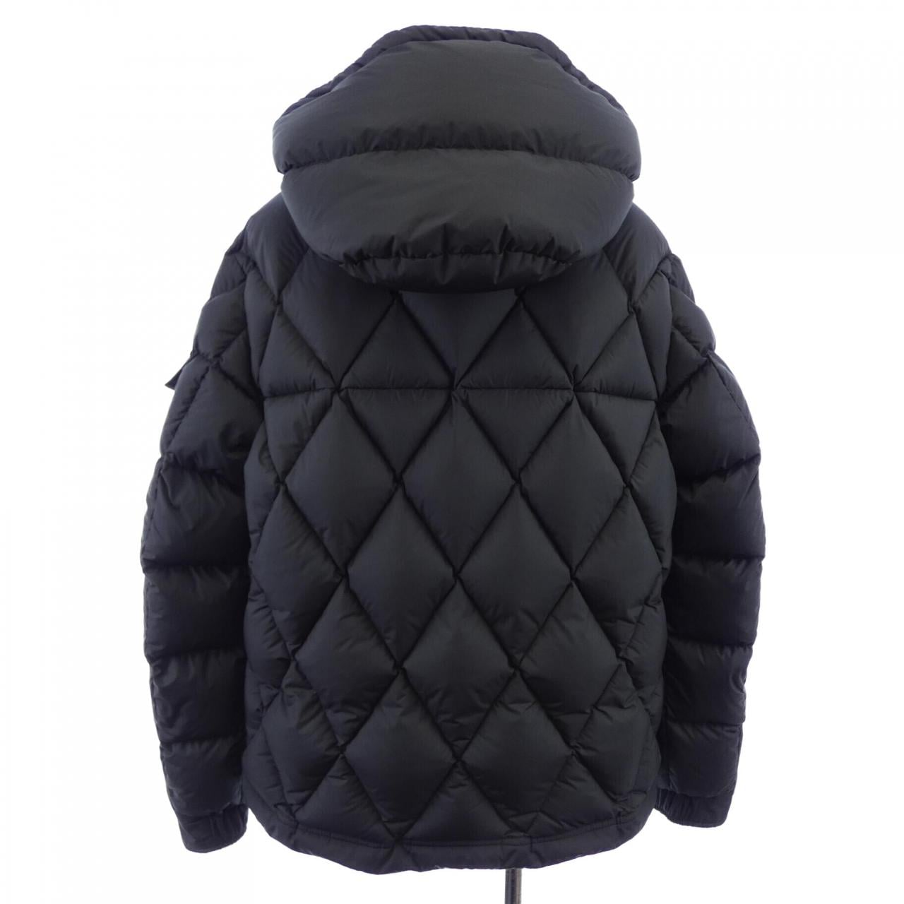 モンクレール MONCLER AVEROLE ダウンジャケット