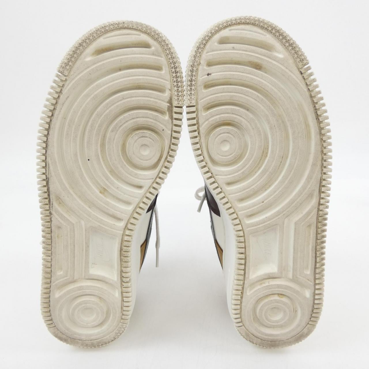 ナイキ NIKE FB1857-111 スニーカー