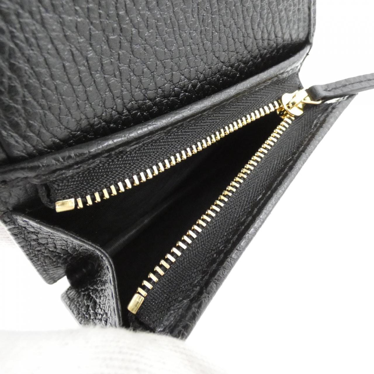 グッチ PETIT MARMONT 658610 17WAG 財布