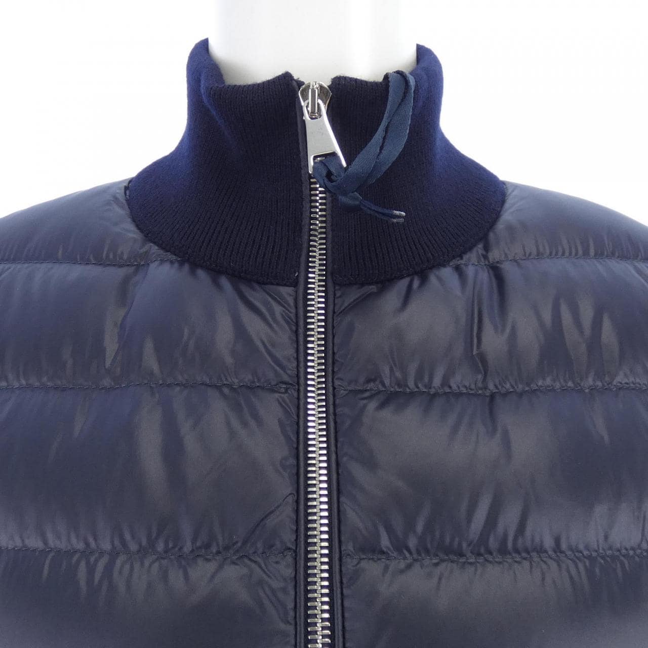 【新品】モンクレール MONCLER K20939B00023 ダウンジャケット