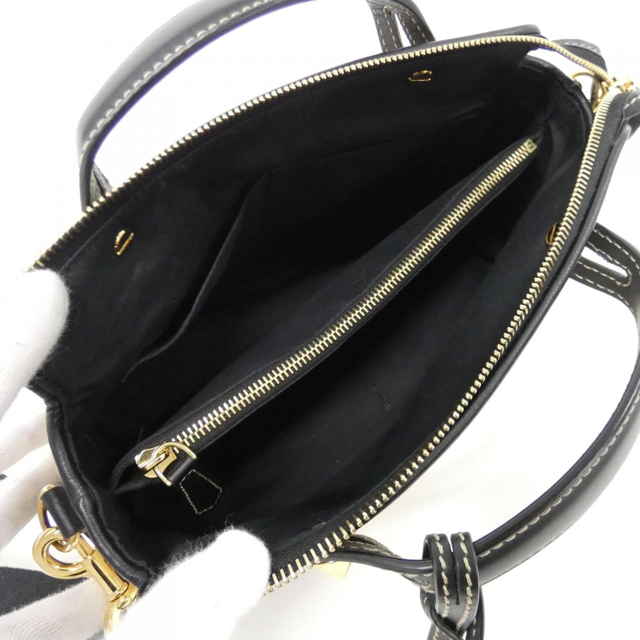 フェンディ バイ ザ ウェイ 8BL146 ACNW バッグ