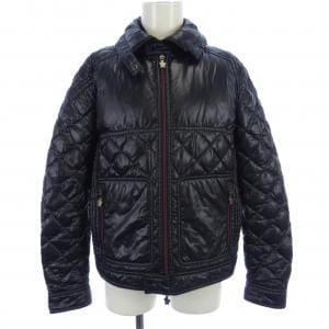 モンクレール MONCLER ダウンジャケット