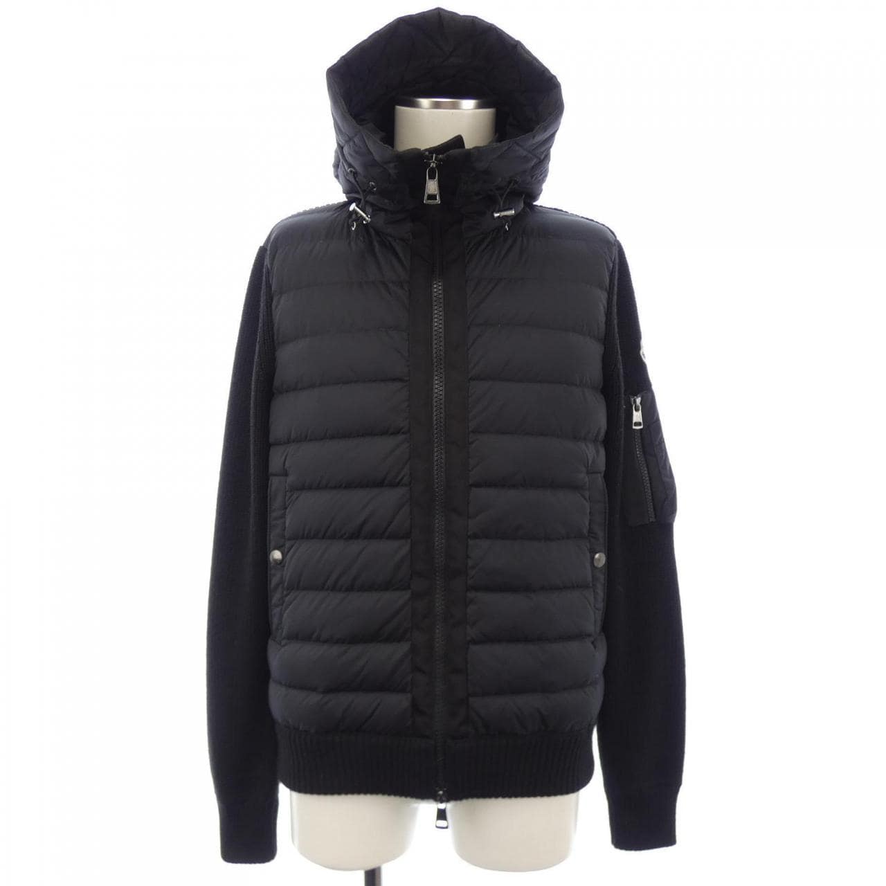 モンクレール MONCLER ダウンジャケット