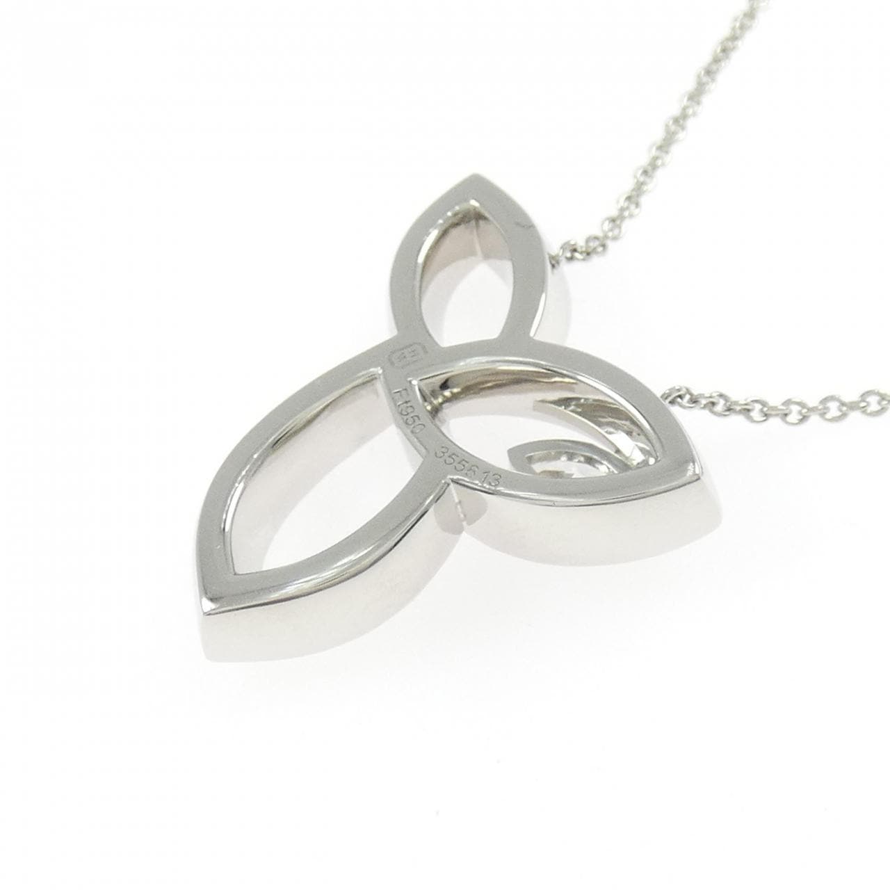 ハリーウィンストン リリークラスター ネックレス