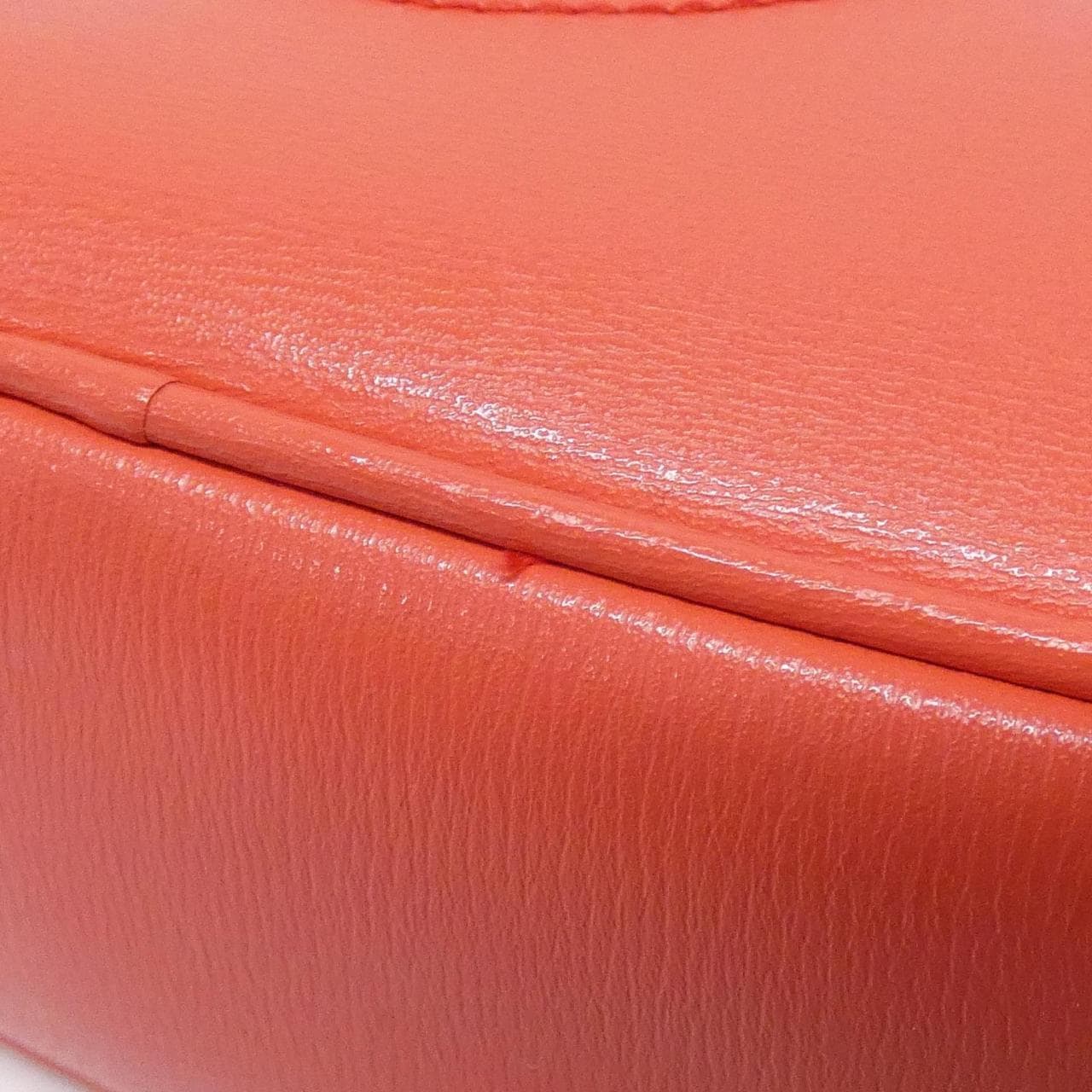 サルヴァトーレフェラガモ CITY 21 H006 ショルダーバッグ