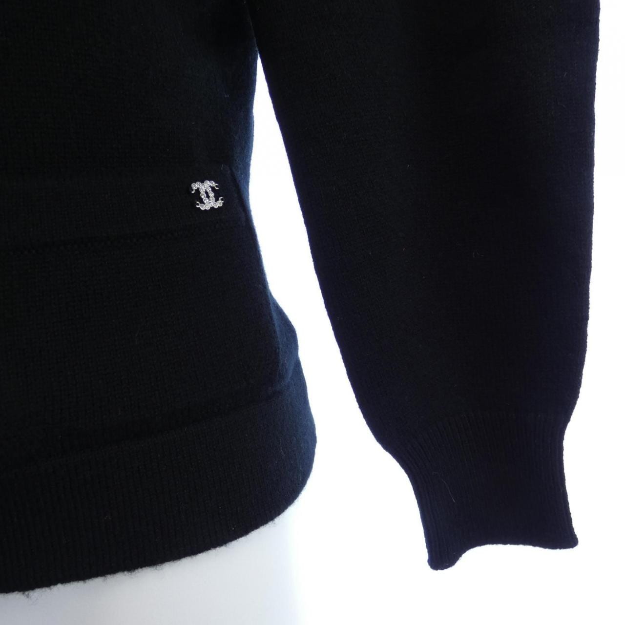 シャネル CHANEL P72975K10512 22A カーディガン