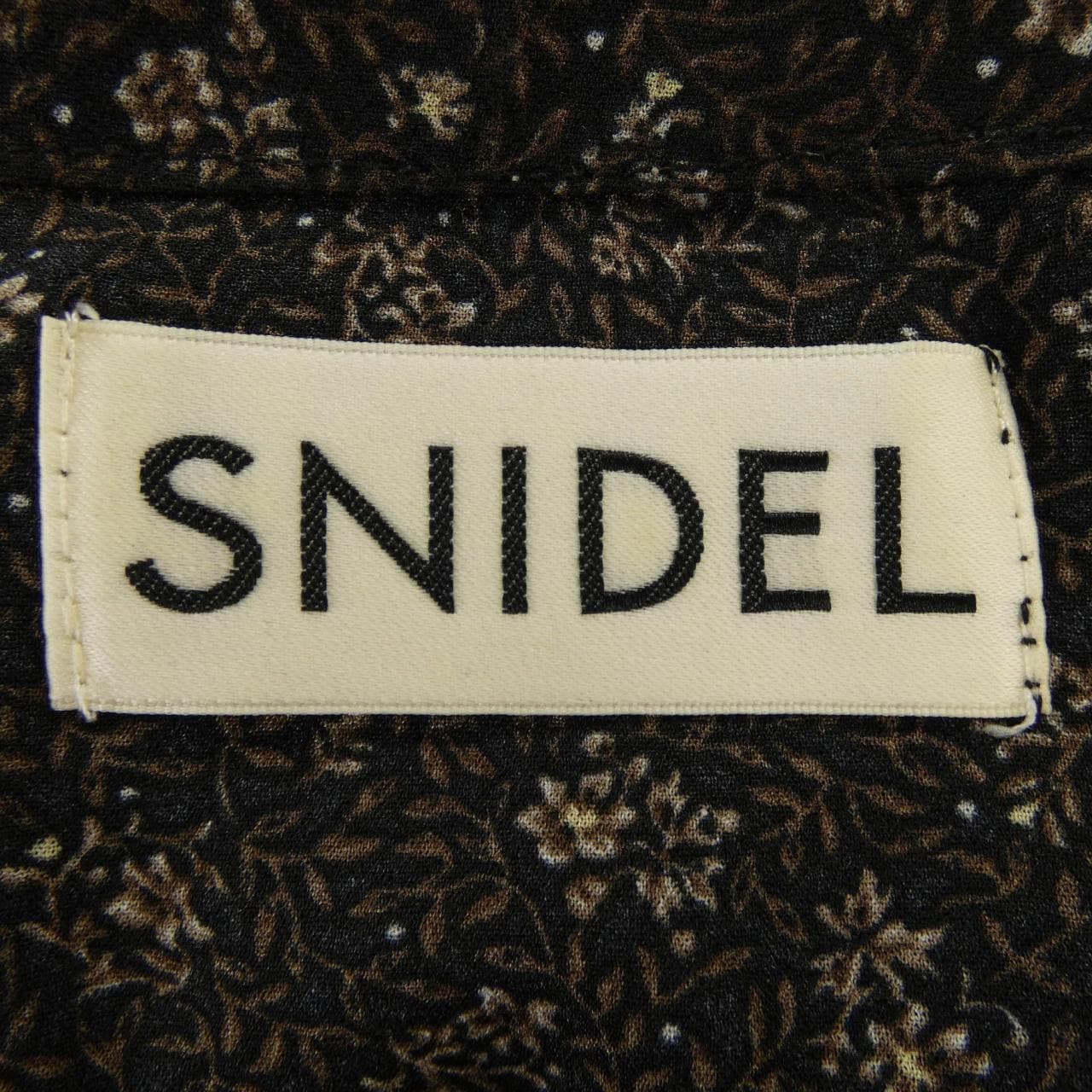 スナイデル Snidel SFKB196001 ワンピース