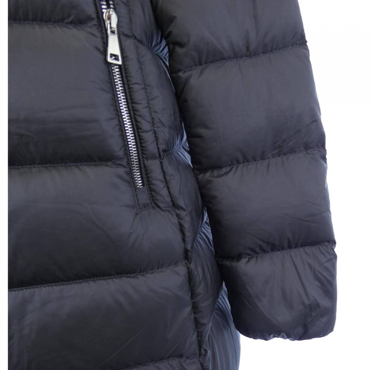 モンクレール MONCLER ダウンコート