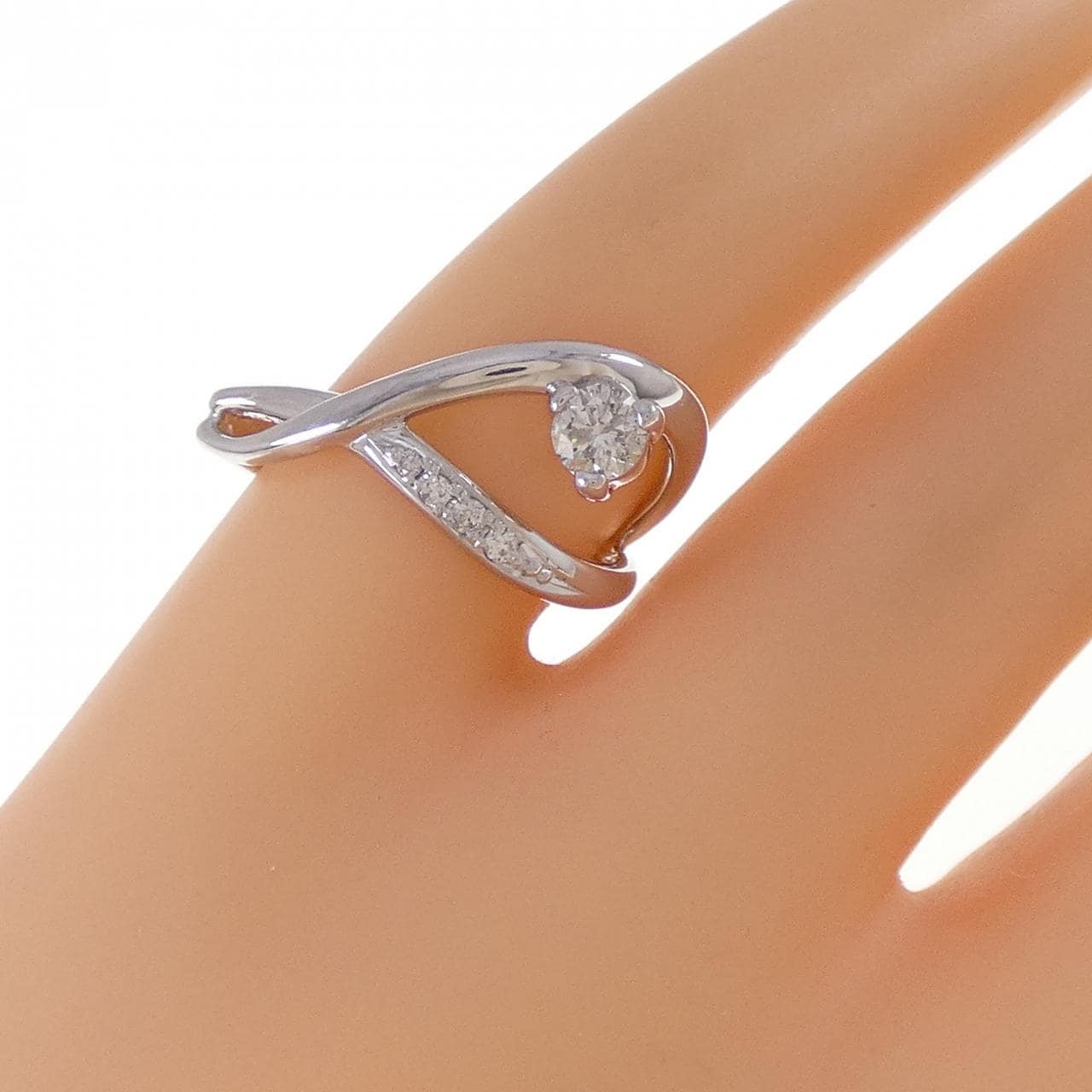 PT900 ダイヤモンド リング 0.18CT