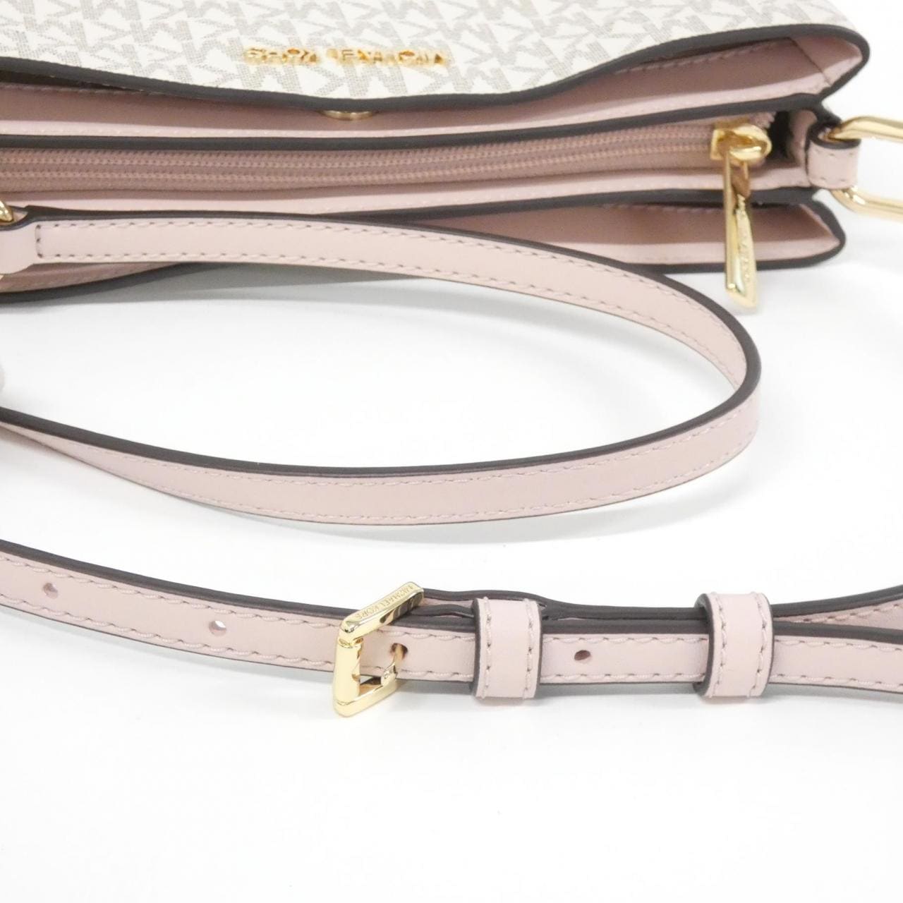 【新品】マイケルマイケルコース TRISHA 35H1G9TC8B ショルダーバッグ