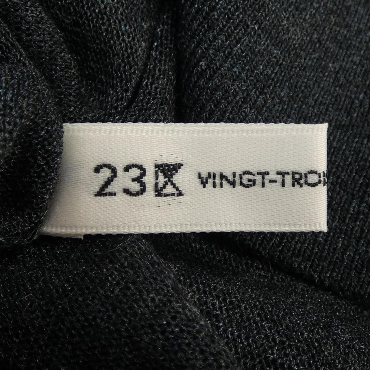 Nijuu Sanku 23 Ward Knitwear