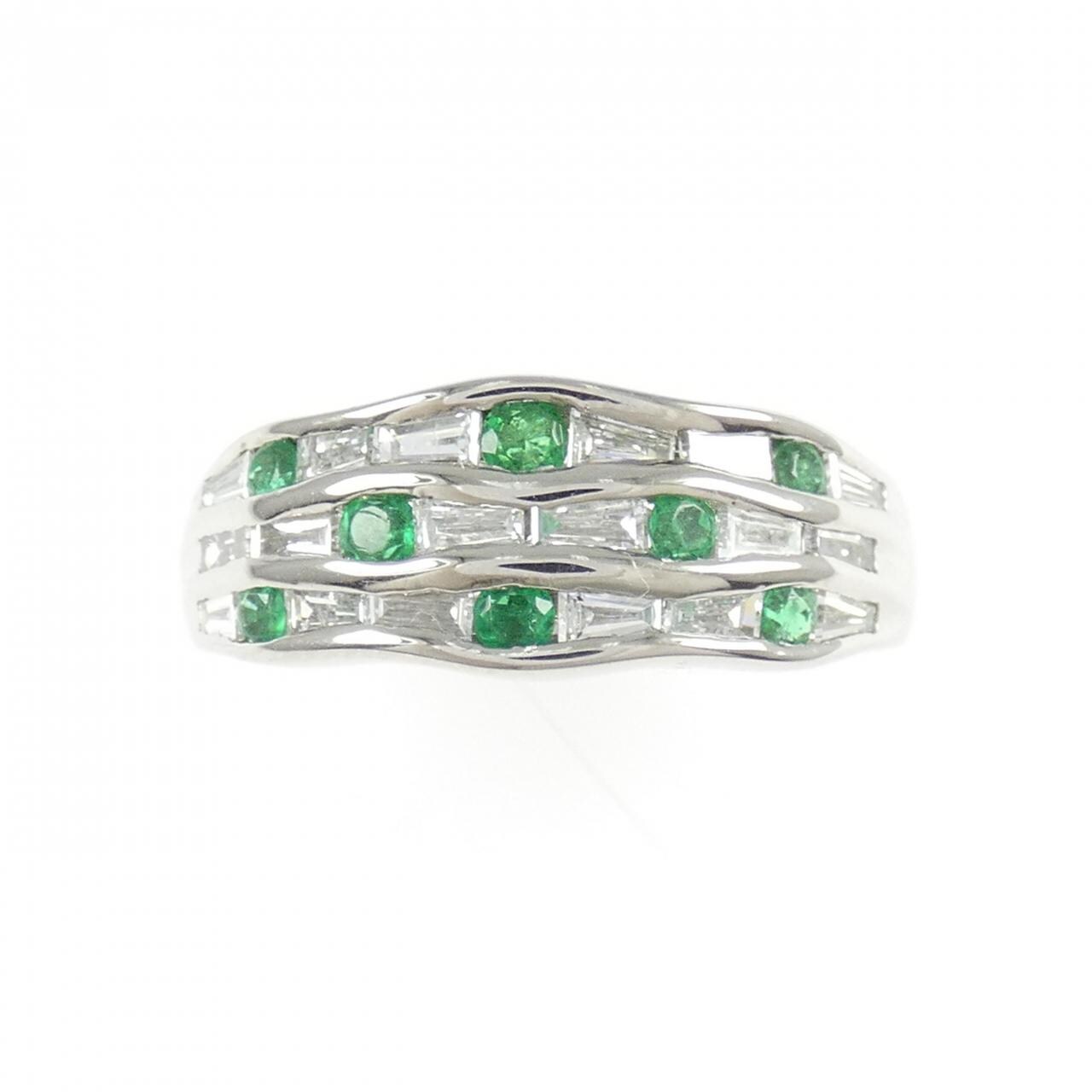 PT900 エメラルド リング 0.38CT