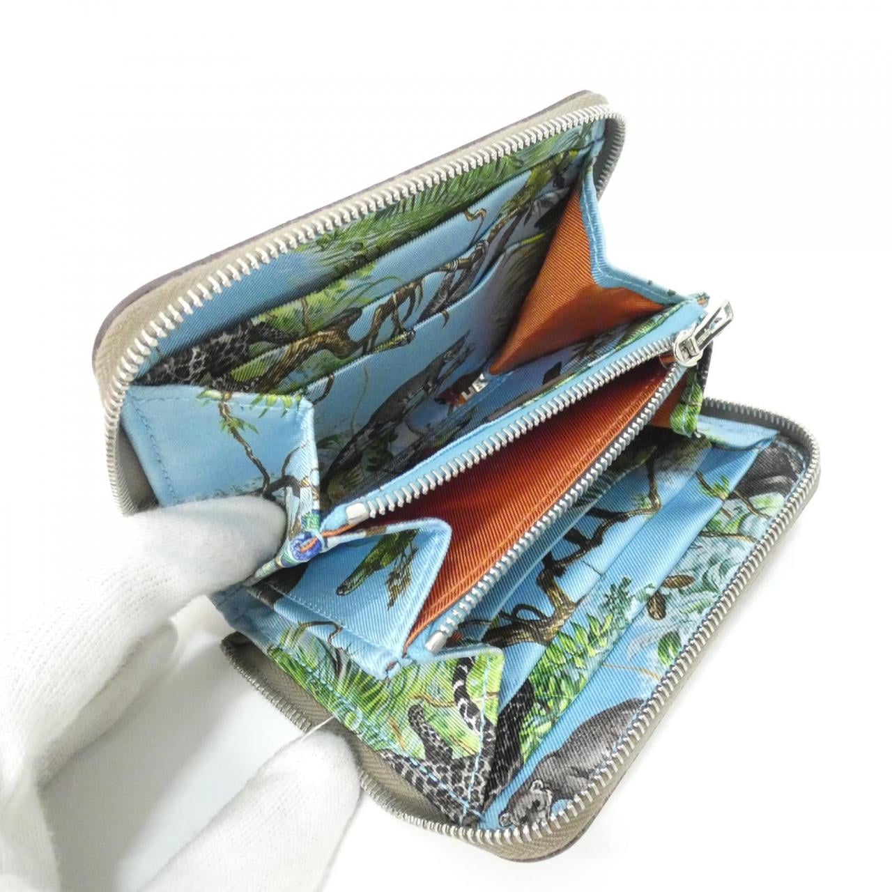 エルメス EQUATEUR シルク イン コンパクト 077756CK 財布