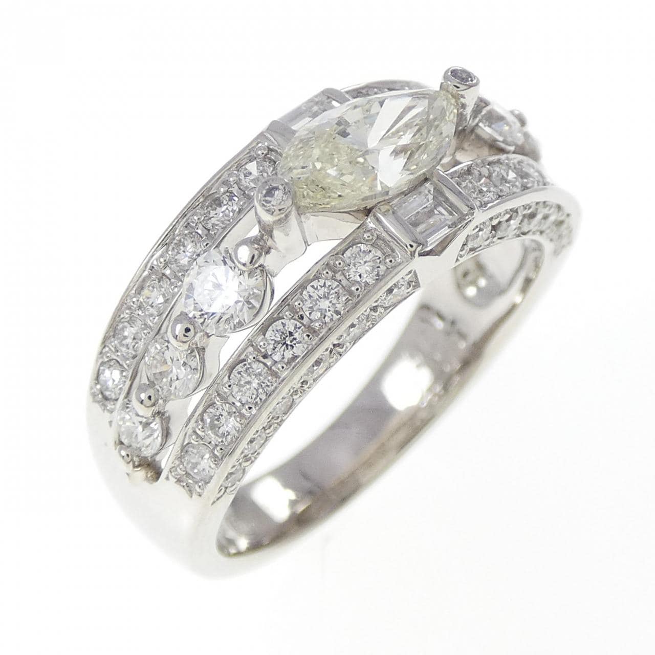 PT900 ダイヤモンド リング 0.577CT