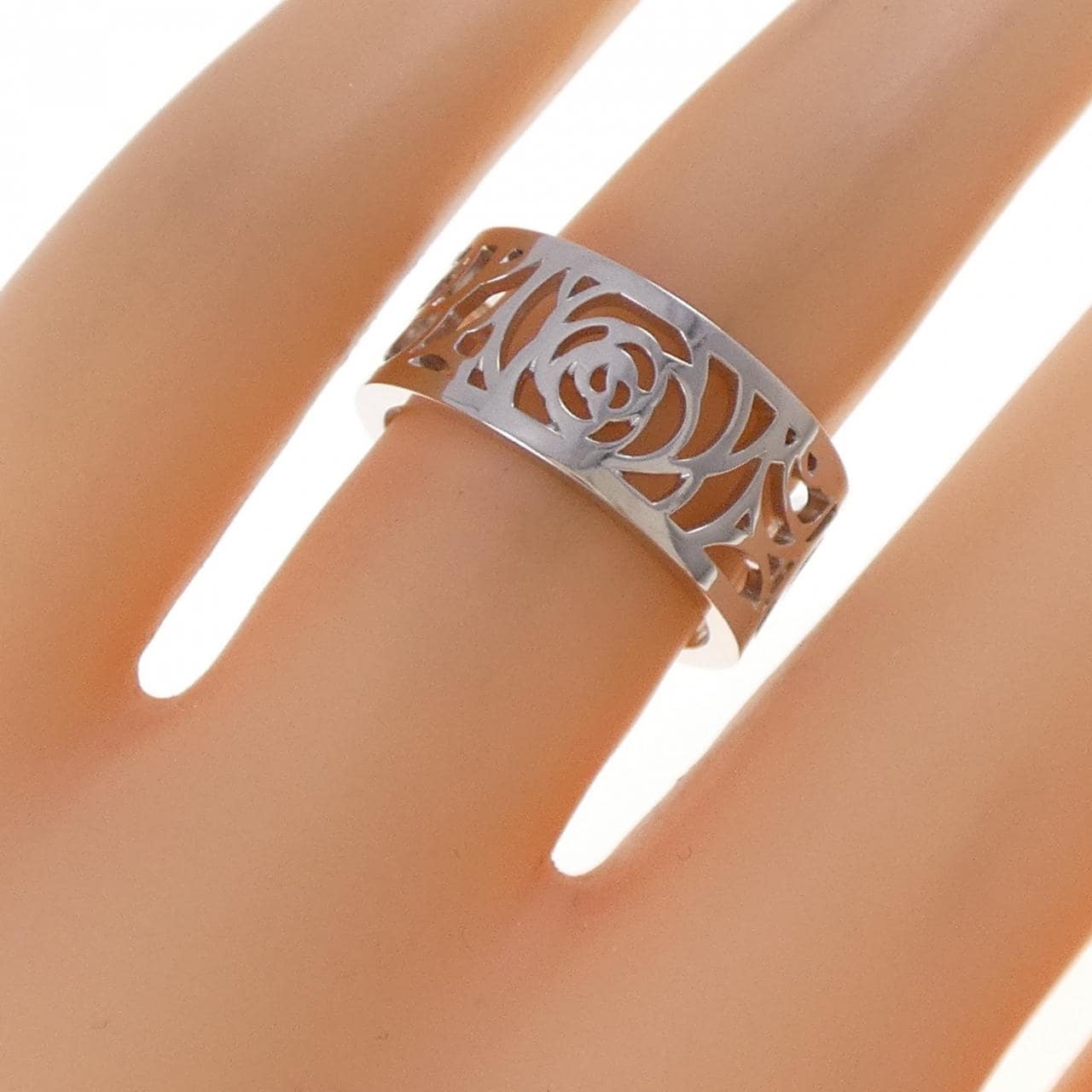 シャネル カメリア ミディアム リング