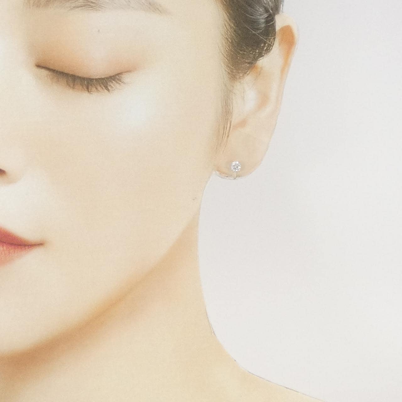 PT900 ソリティア ダイヤモンド ピアス 0.50CT