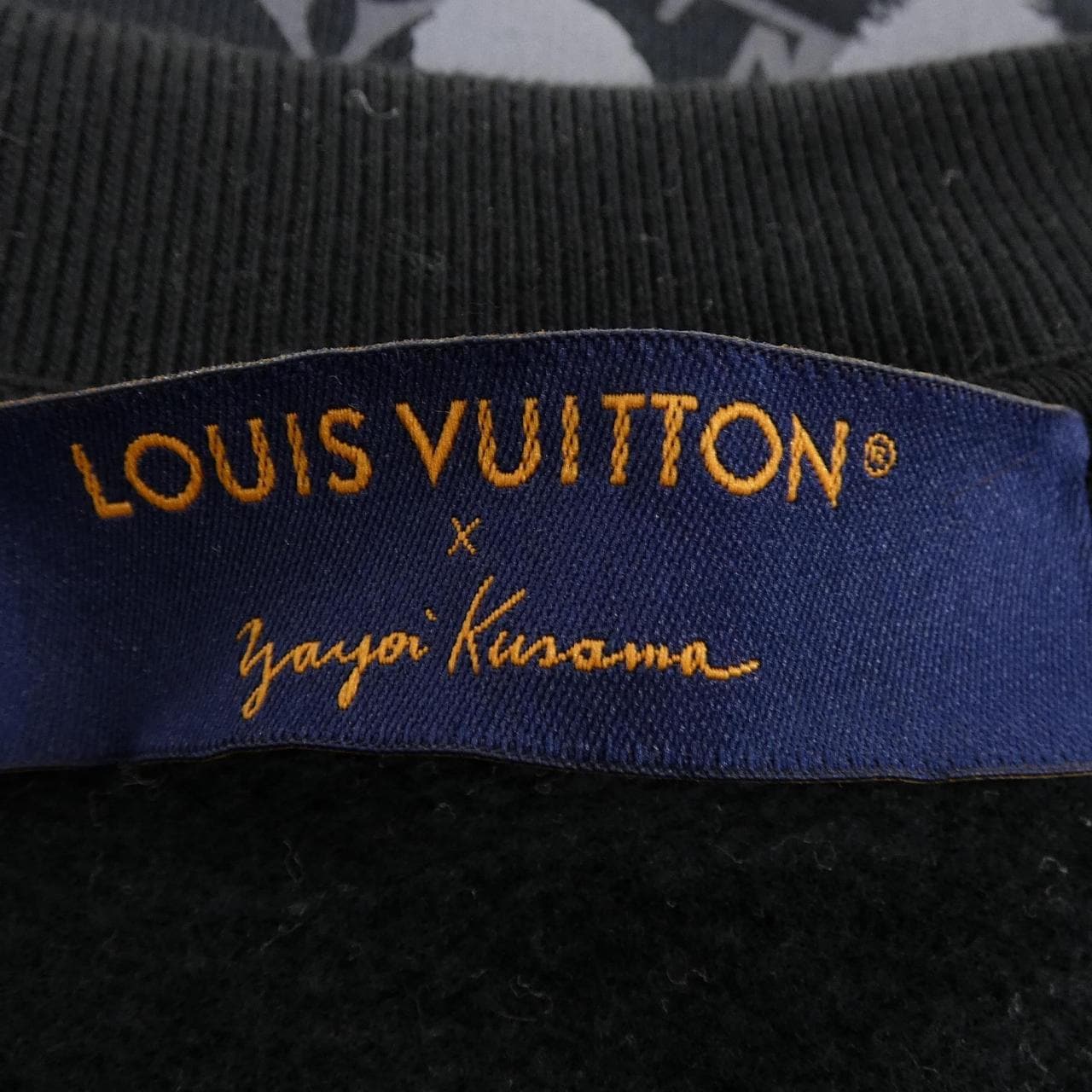 ルイヴィトン LOUIS VUITTON LV×YKペインティッドドットクルーネック HOY26WIHN 草間彌生 スウェット
