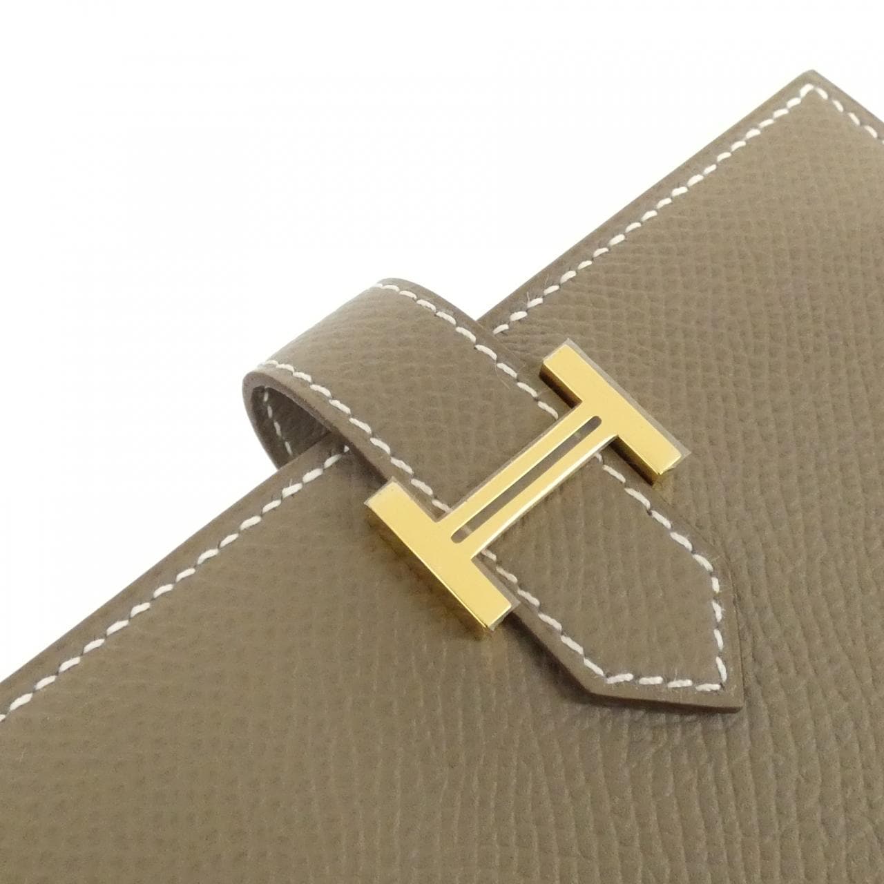 【未使用品】エルメス ベアン コンパクト 039790CC 財布
