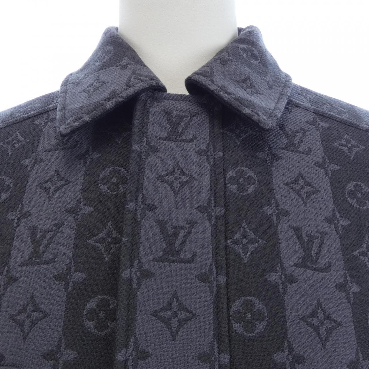 ルイヴィトン LOUIS VUITTON リバーシブルパデッド　NIGO HMB07EXHX ブルゾン