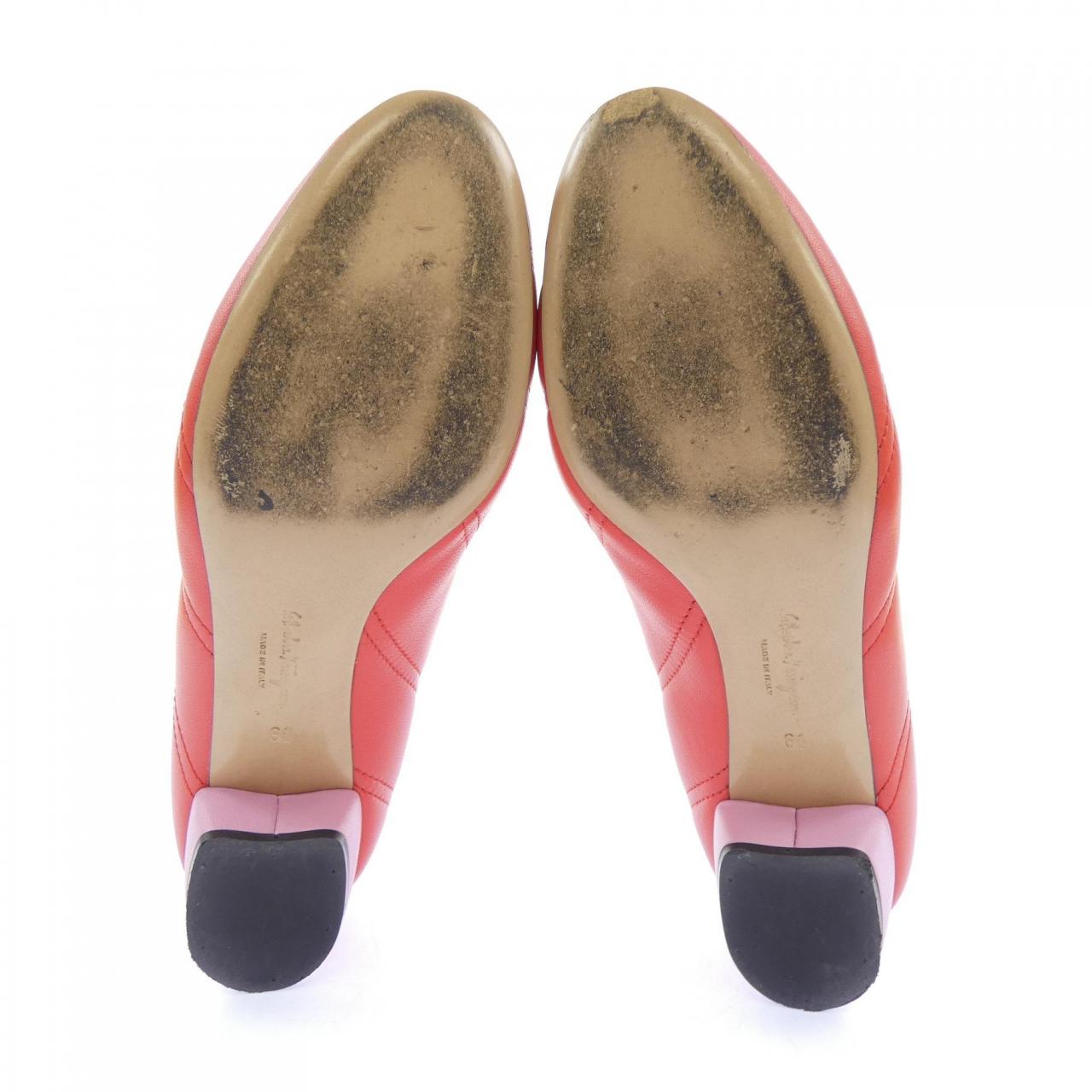サルヴァトーレフェラガモ SALVATORE FERRAGAMO パンプス