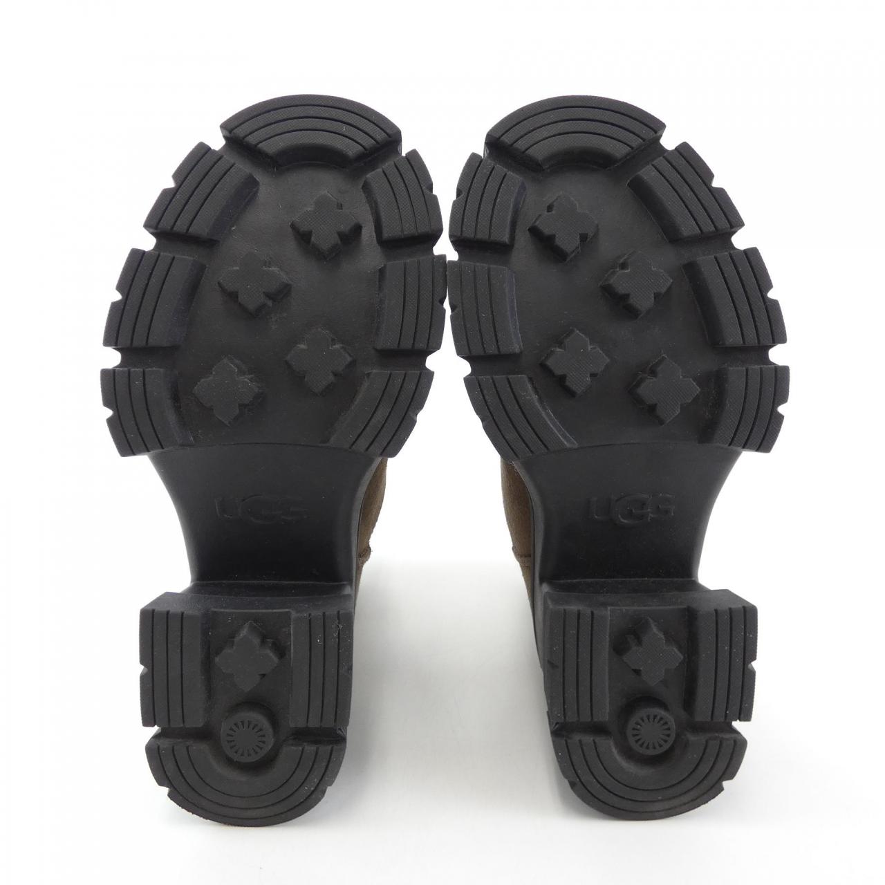 アグ UGG ブーツ