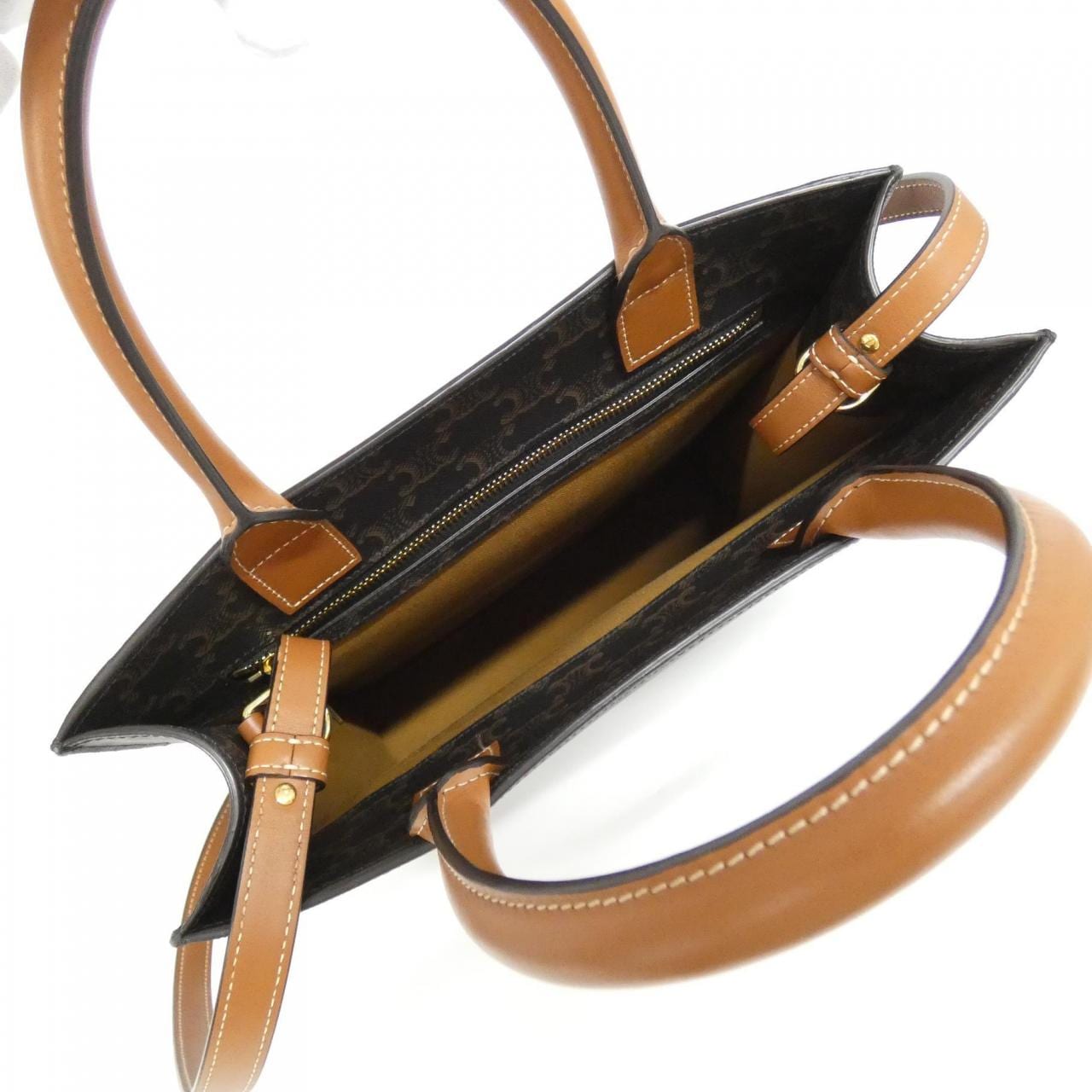 セリーヌ スモール バーティカル カバ 191542BZK バッグ