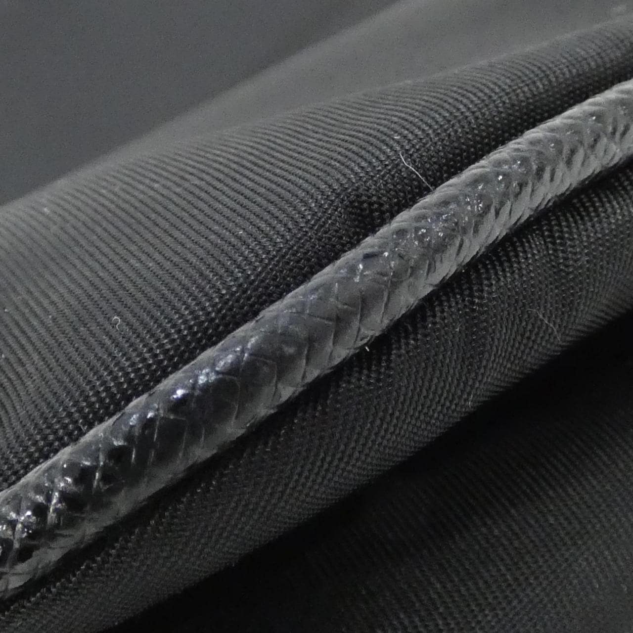 プラダ 2VH563 ショルダーバッグ