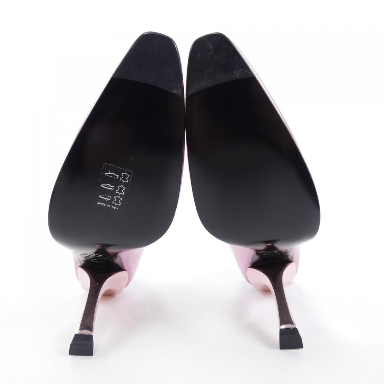 ロジェヴィヴィエ ROGER VIVIER パンプス