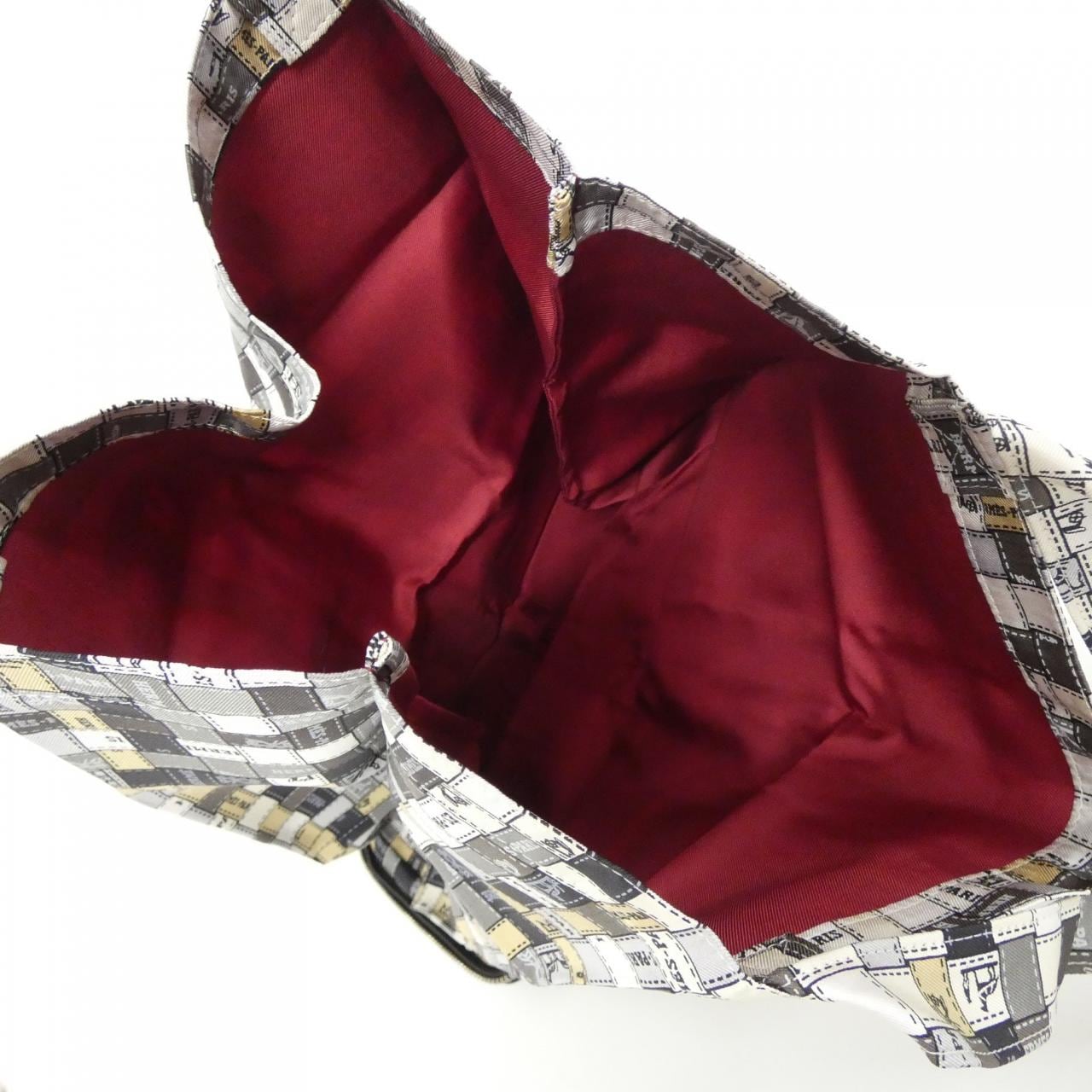 エルメス BOLDUC シルキー ポップ 051561CK バッグ