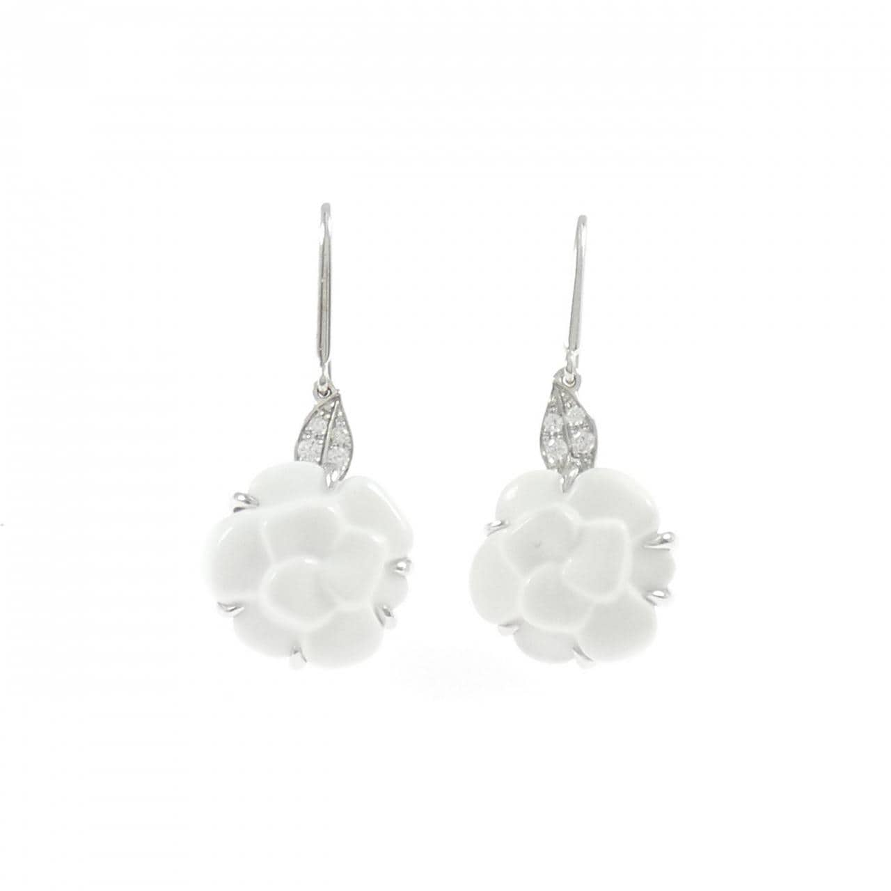 シャネル カメリア ピアス