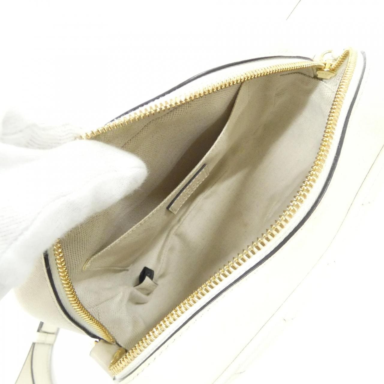 グッチ GUCCI BLONDIE 742360 1IV0G ショルダーバッグ