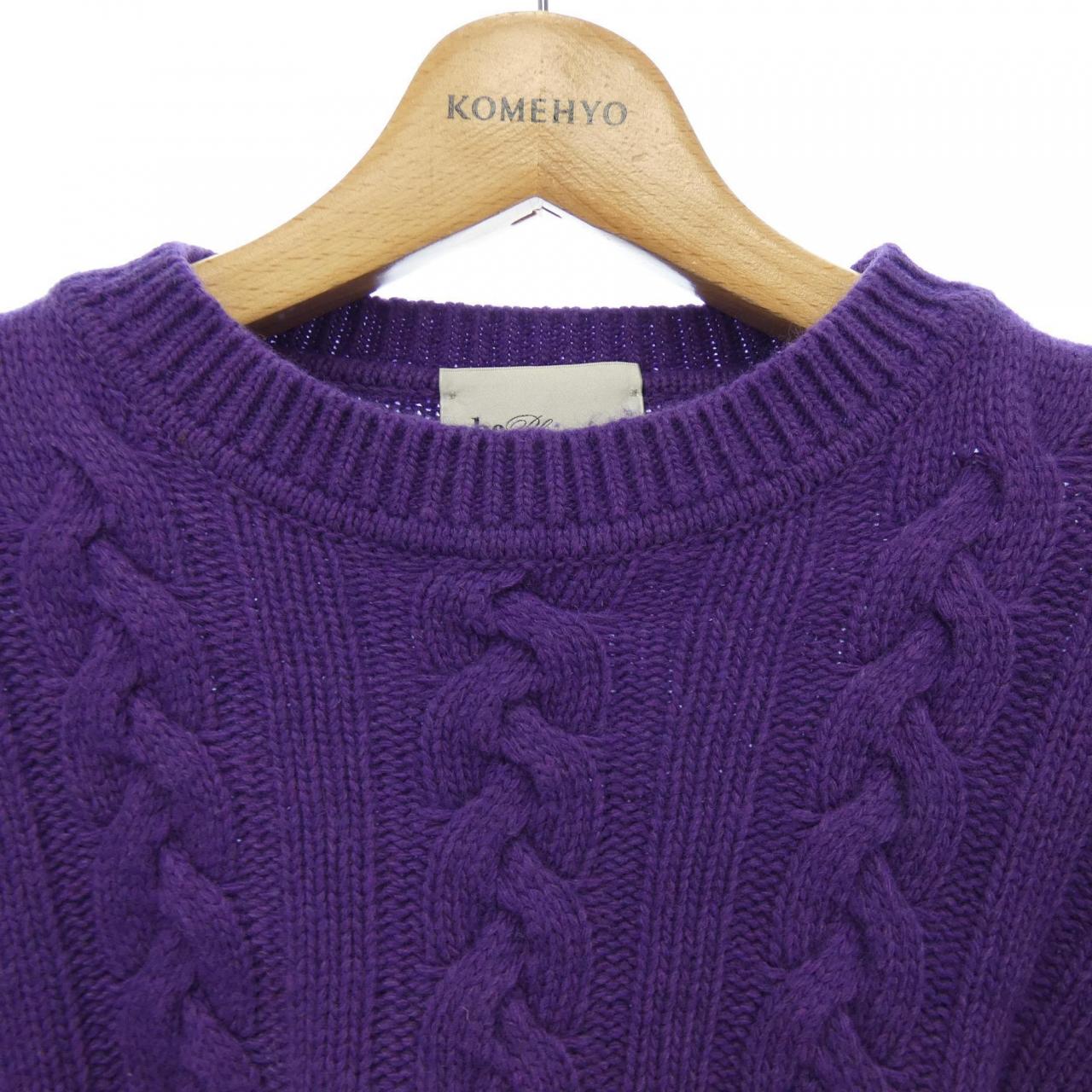 be Blumarine knit