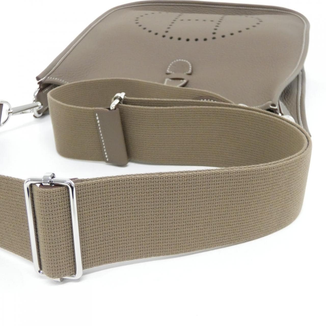 【未使用品】エルメス エヴリン3 PM 056277CK ショルダーバッグ
