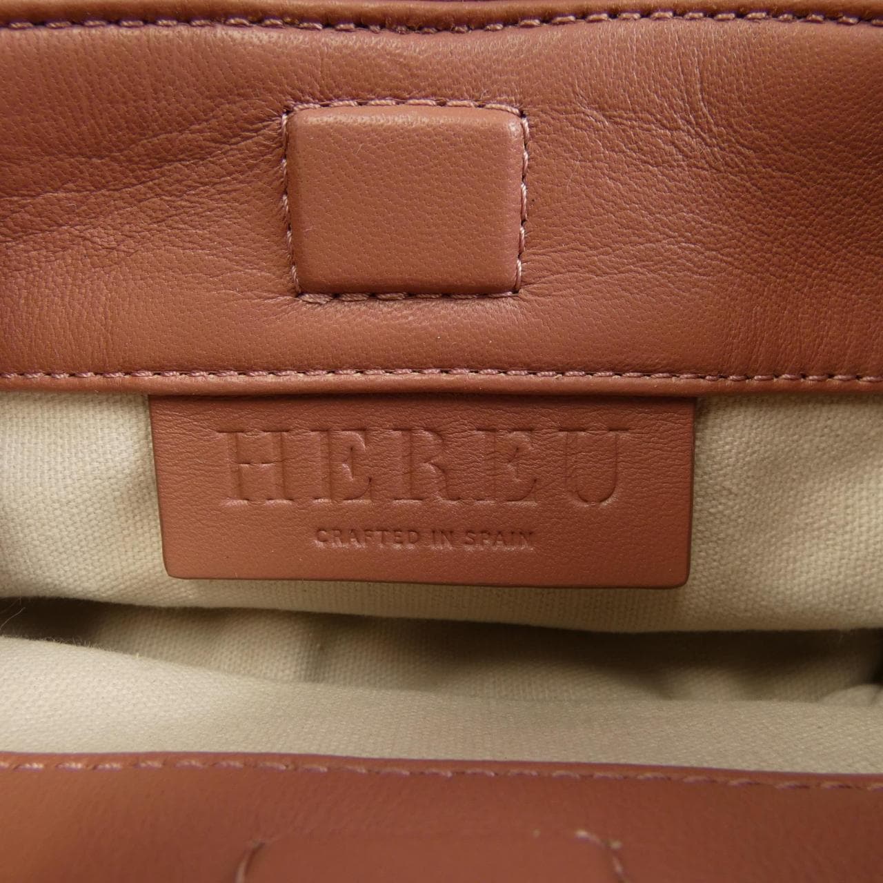 ヘリュー HEREU BAG