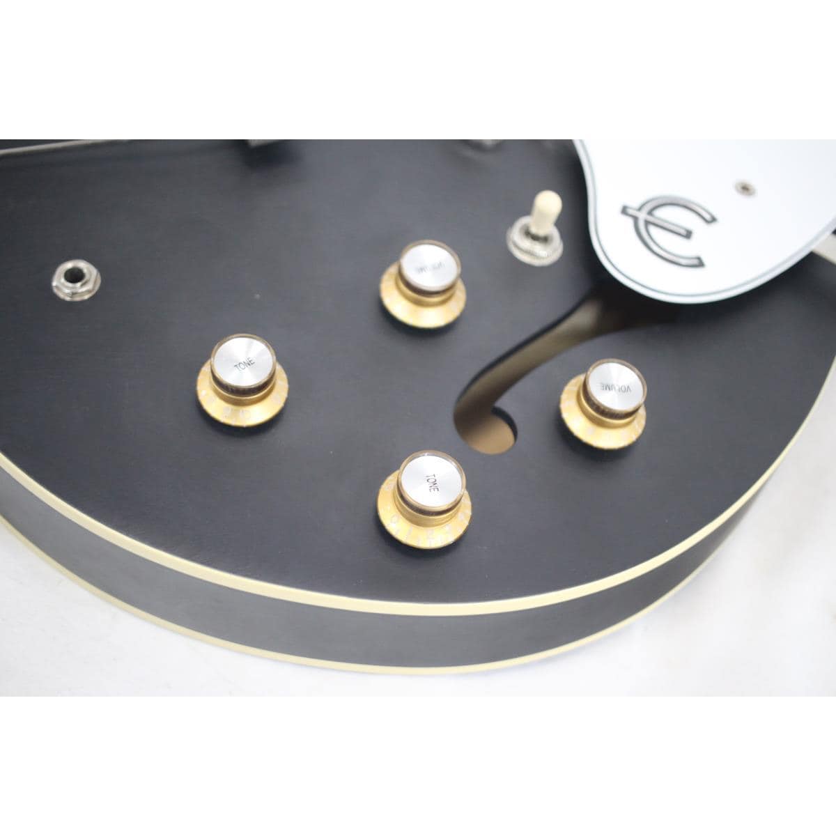 ＥＰＩＰＨＯＮＥ　　ＣＡＳＩＮＯ　ＷＯＲＮ