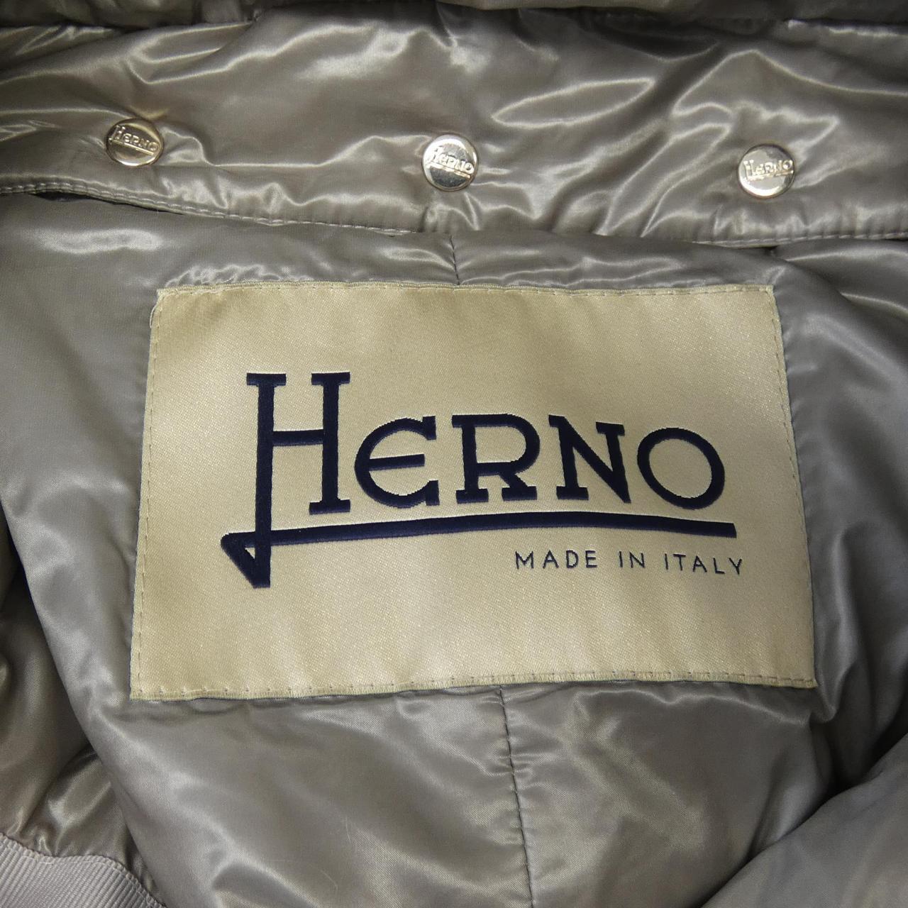 ヘルノ Herno CA00002DO コート