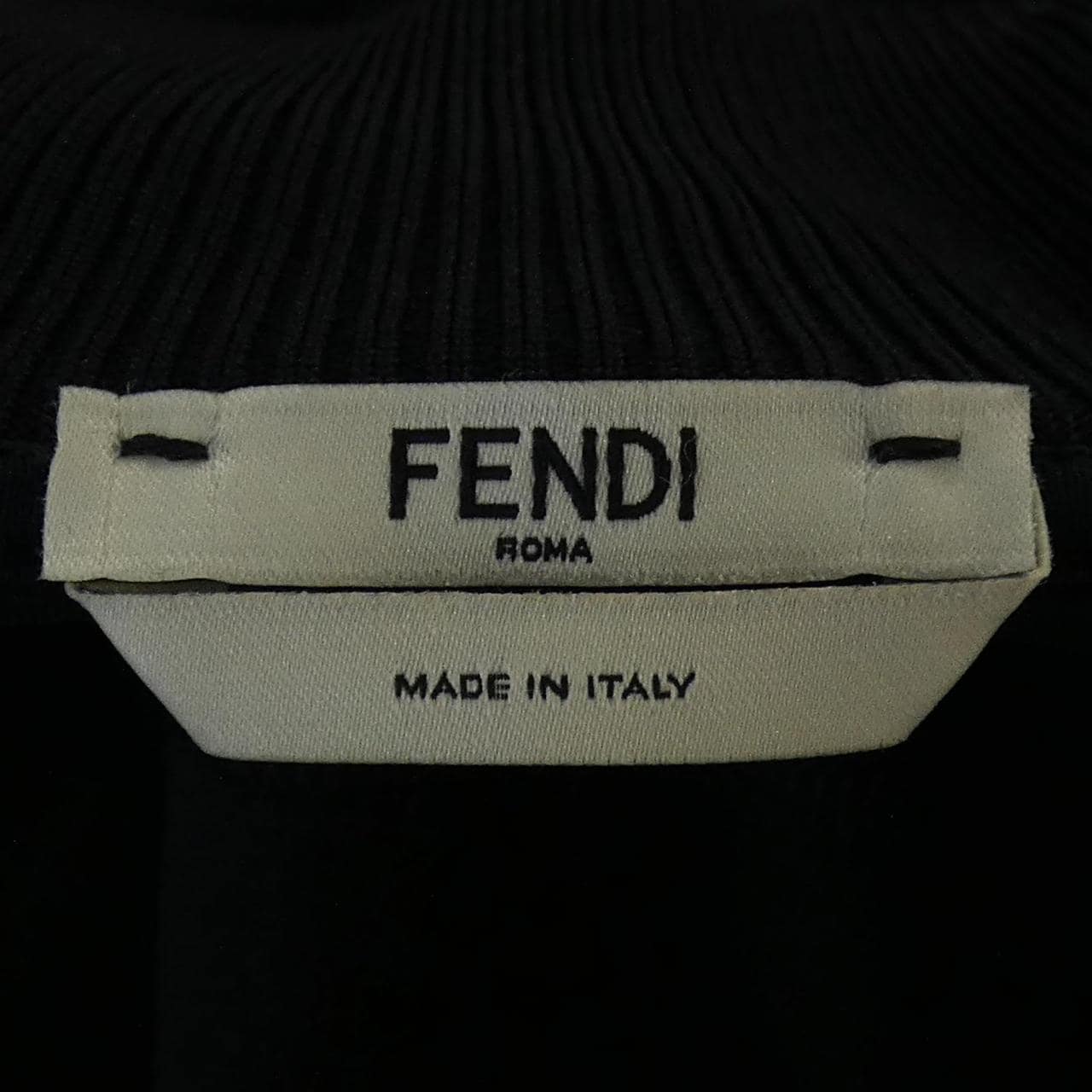 フェンディ FENDI FAF069 A6J8 ブルゾン