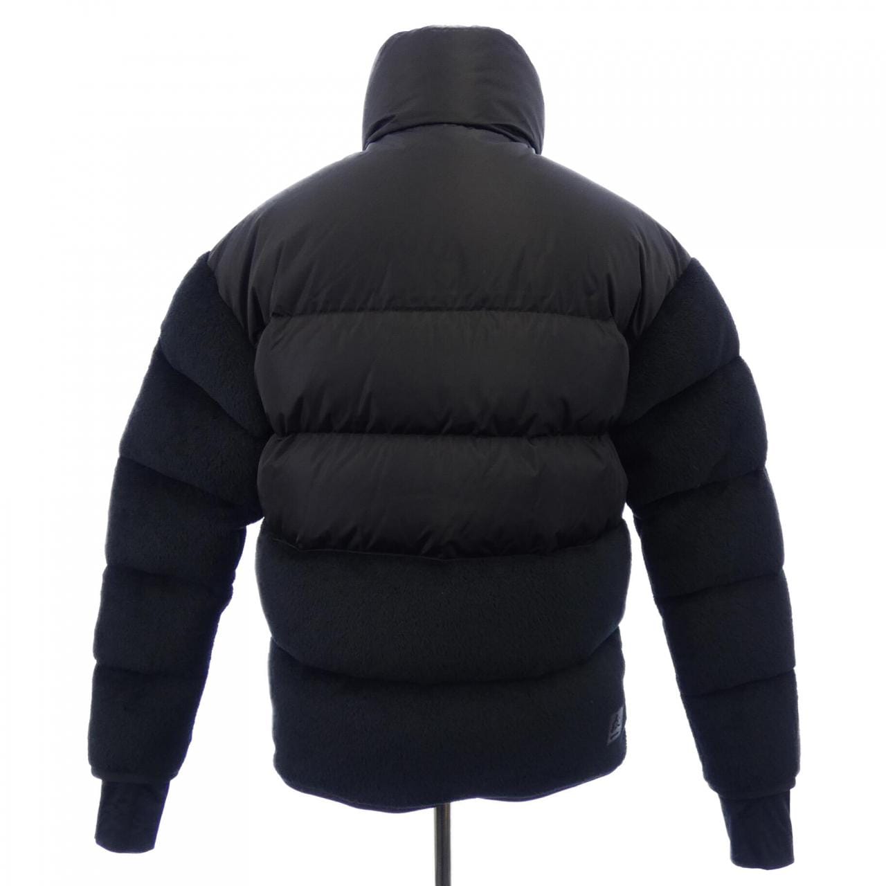 モンクレールグルノーブル MONCLER GRENOBLE 20978G50700 ダウンジャケット