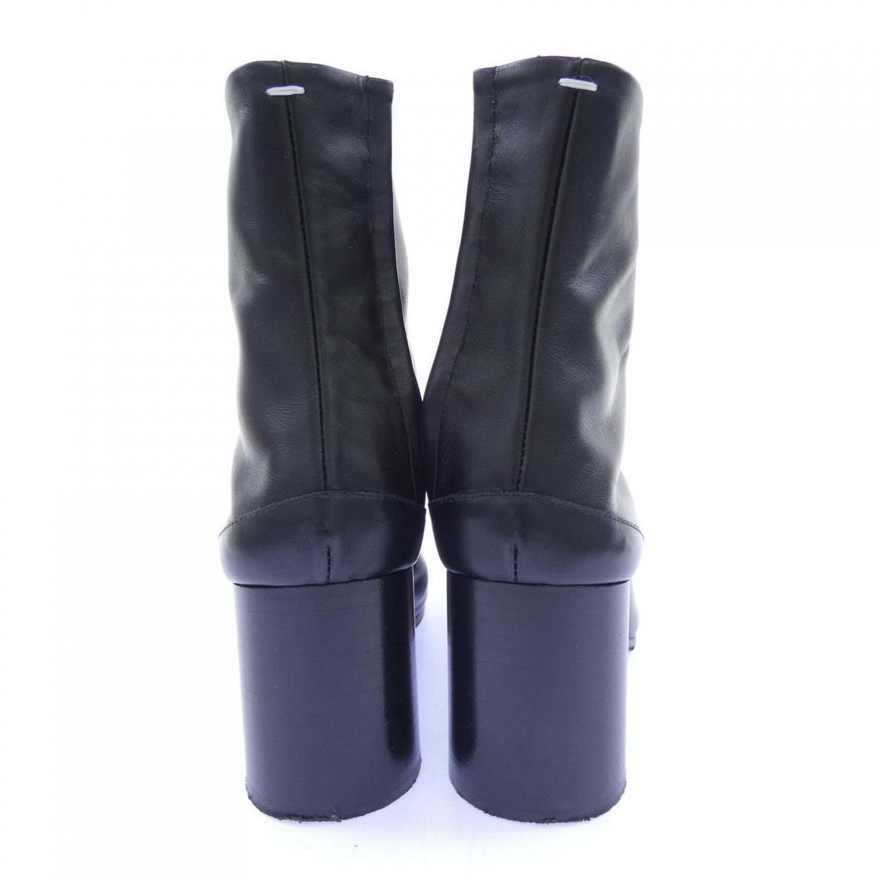 メゾンマルジェラ Maison Margiela タビ TABI S58WU0260 ブーツ